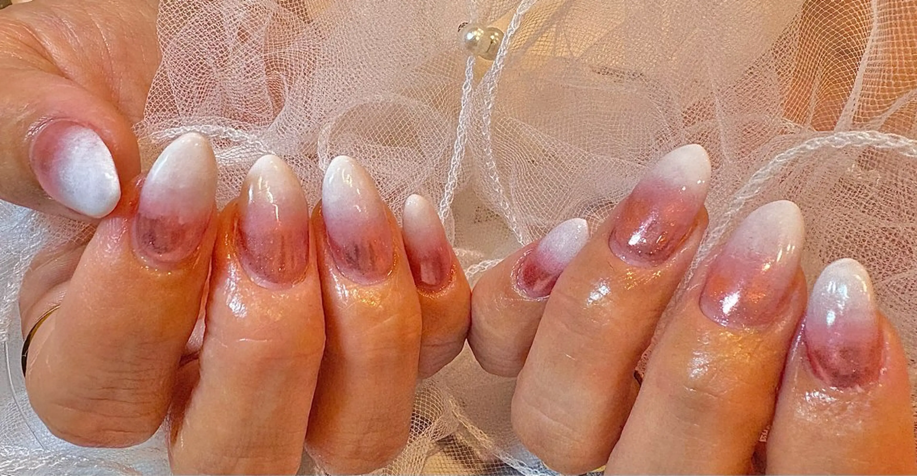 ネイル ミラーネイル nail e.sのネイルデザイン