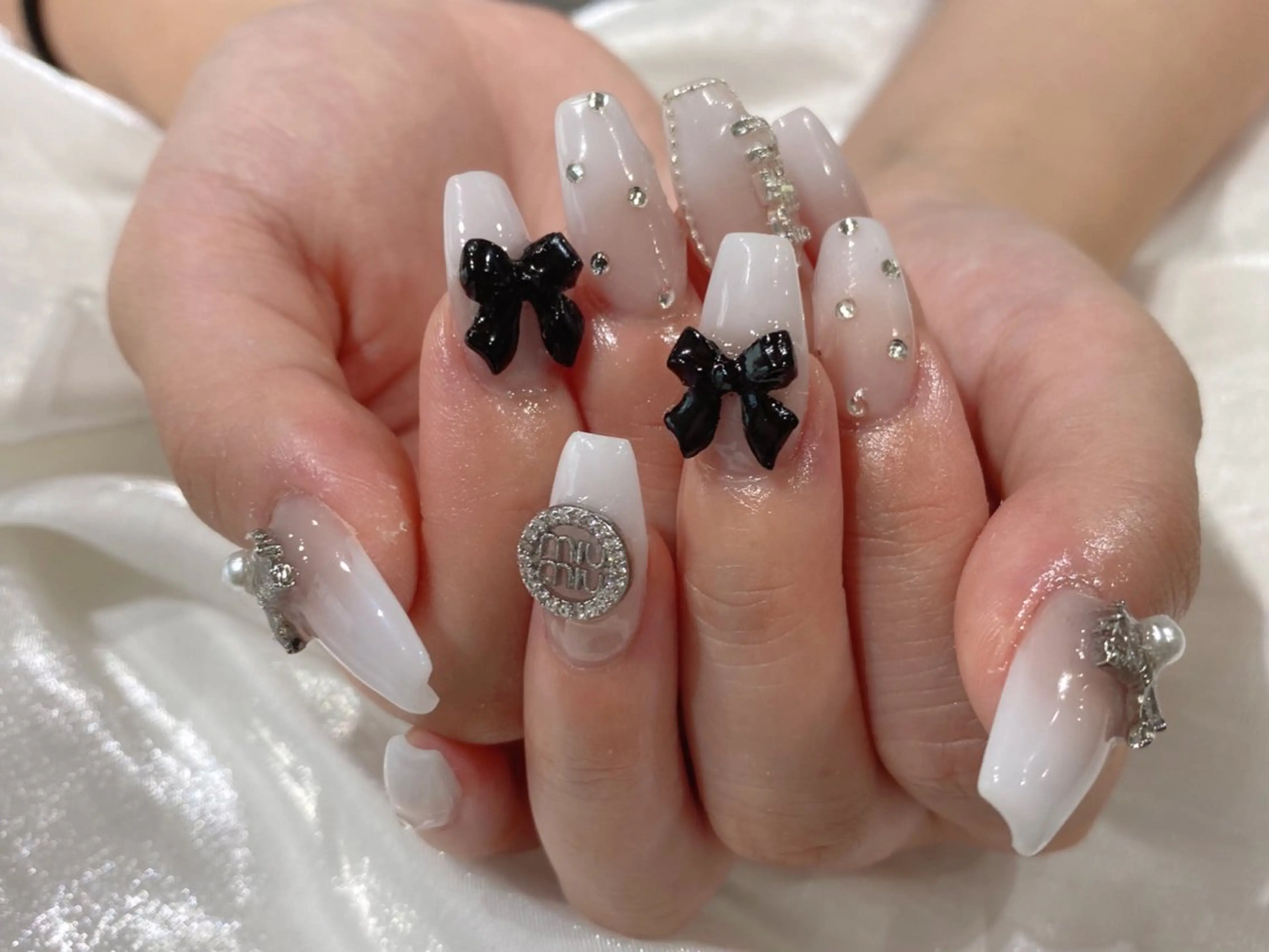セミロング ハンドネイル Nail R💫 naoのネイルデザイン