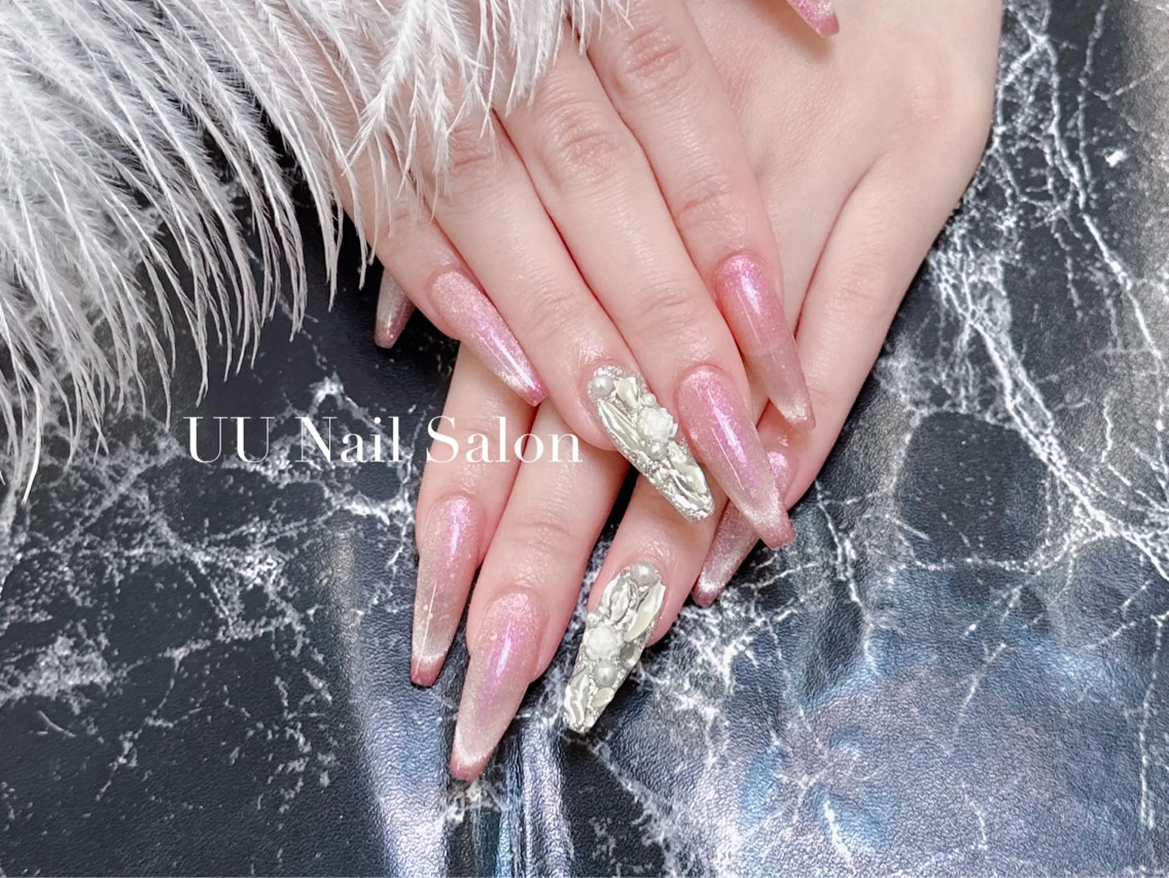 ⭐新規ジェルオフ無料🆓⭐チップ長さだし10本 ワンカラ一 orマグネット埋め尽くし2本の写真