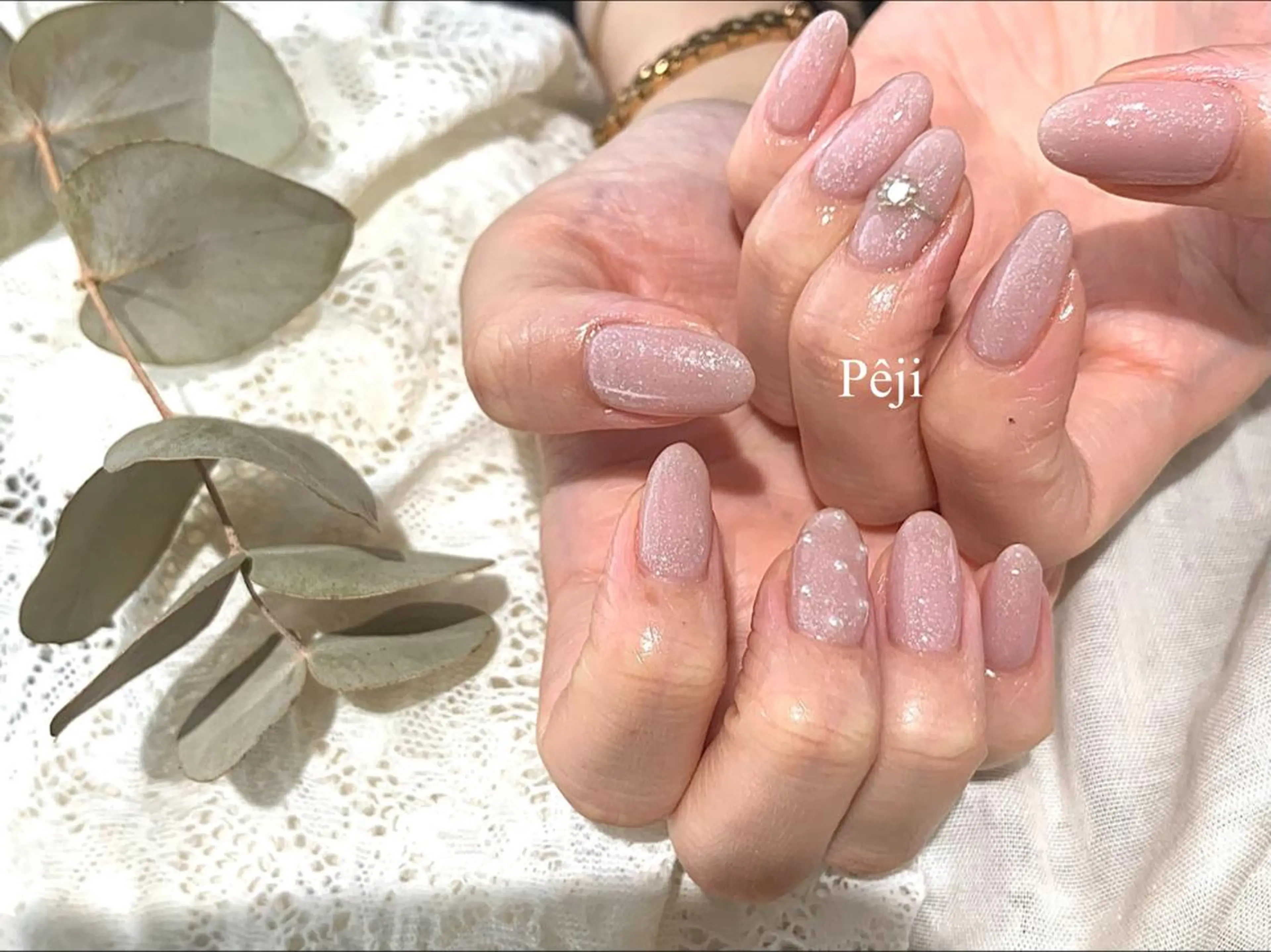 ミディアム m kaori𓃟のネイルデザイン