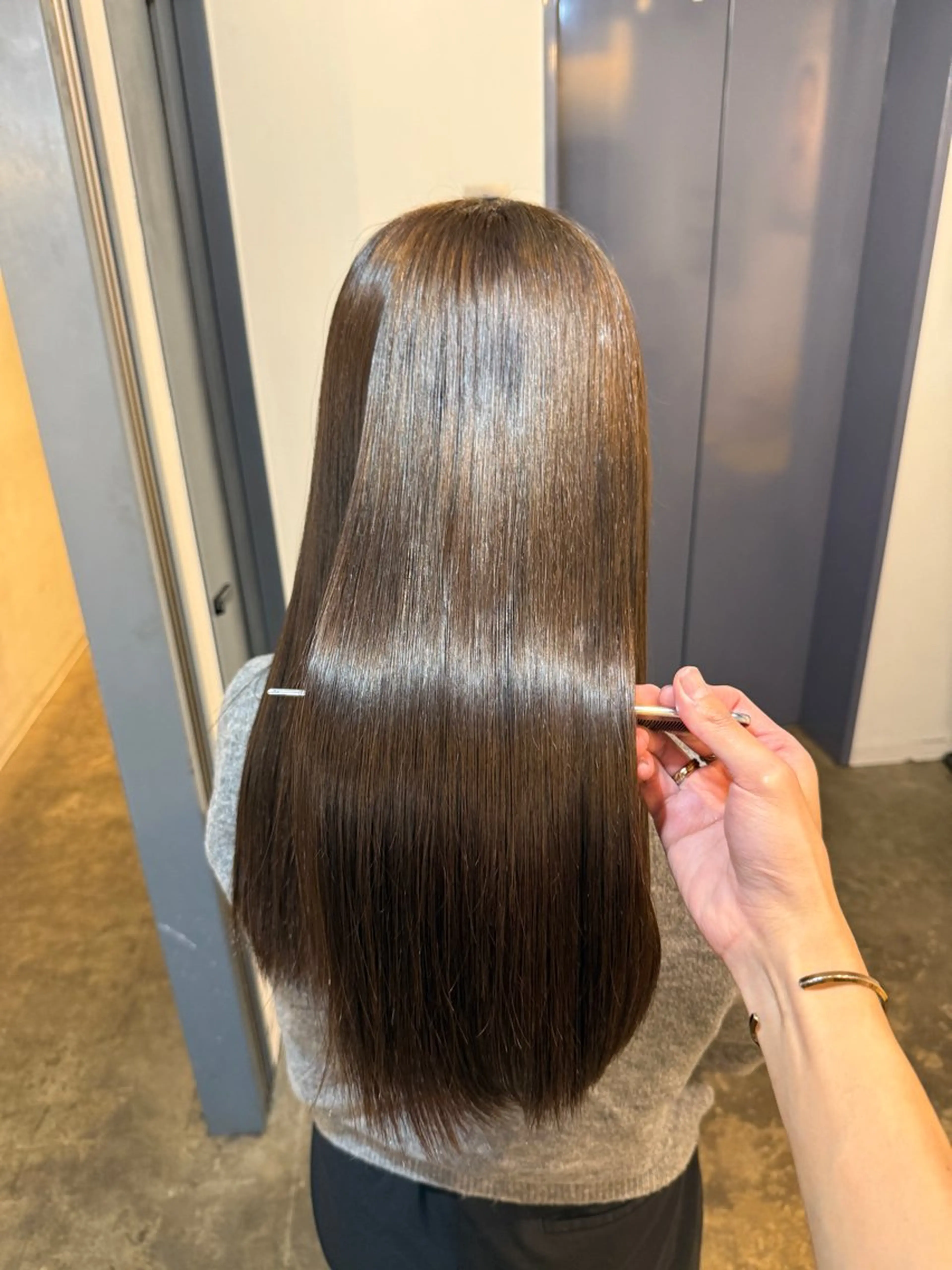 ロング ヘアカラー トリートメント 縮毛矯正/レイヤー カット⭐️SHOTAのヘアスタイル