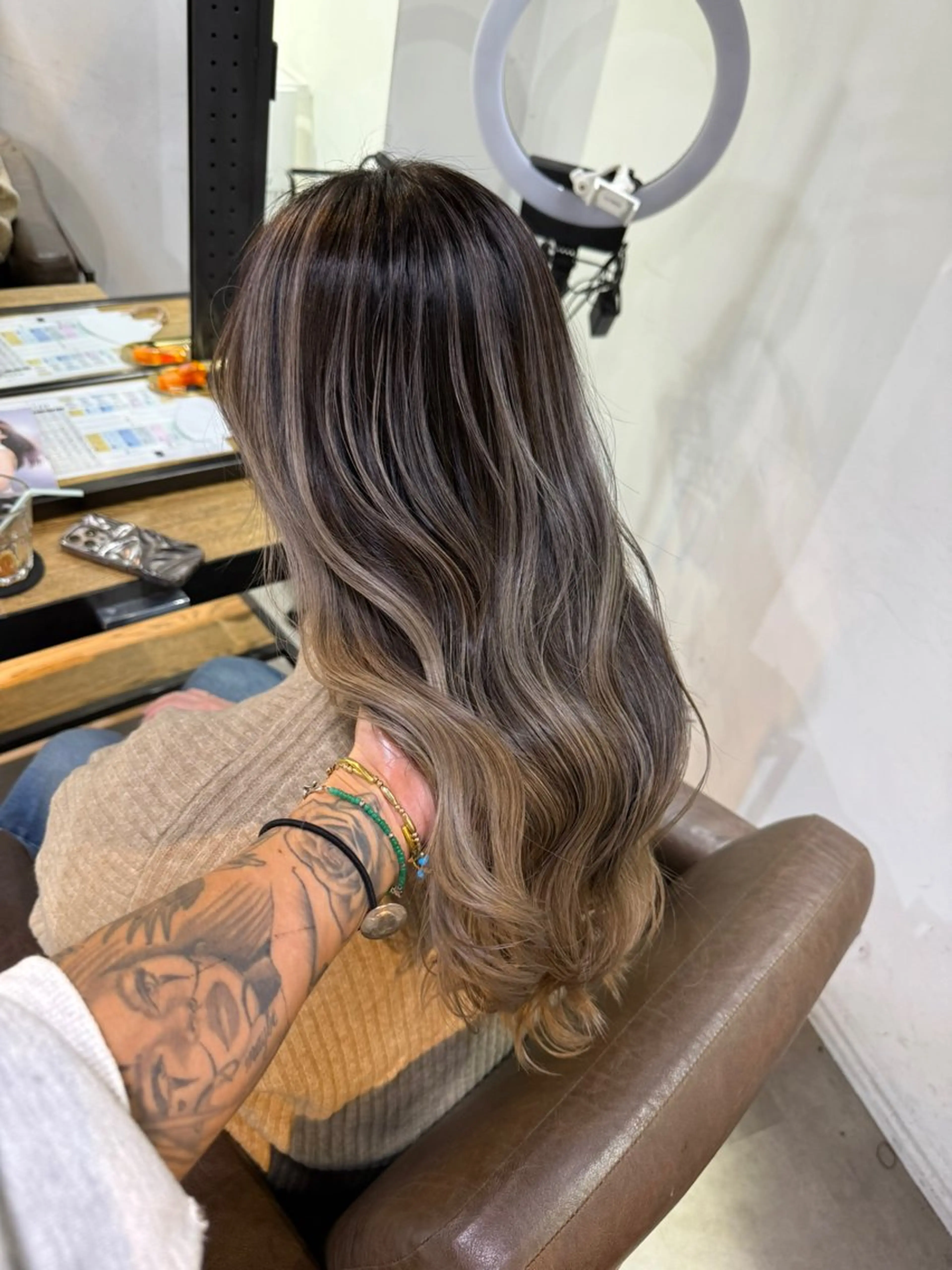 ロング レイヤーカット カット ヘアカラー 山影✨バレイヤージュ ハイライト✨メンズ◎のヘアスタイル