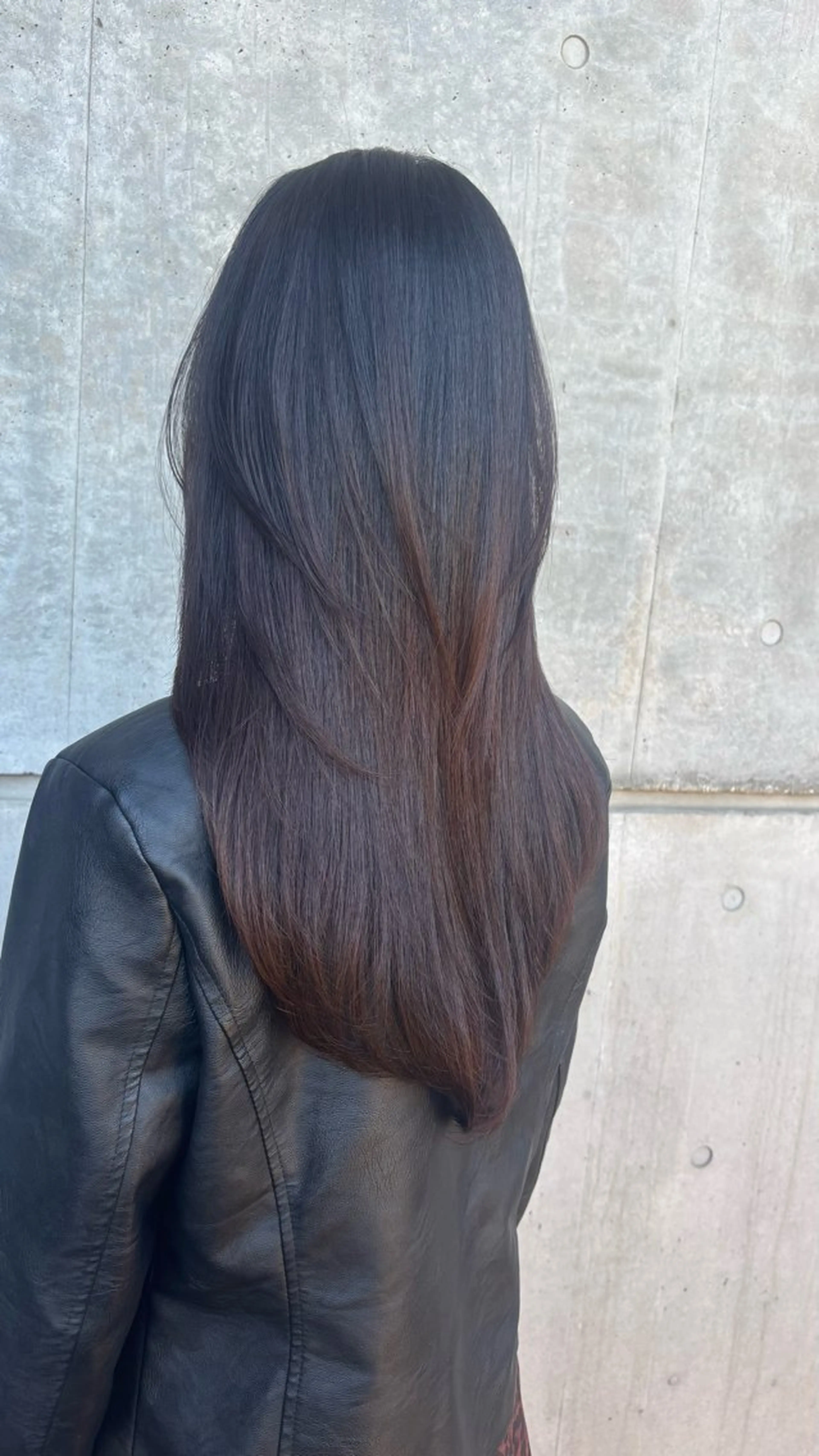 ロング armony (明治神宮前店)所属・☪︎レイヤー/ウルフ /ハッシュ☪︎ にこのヘアスタイル