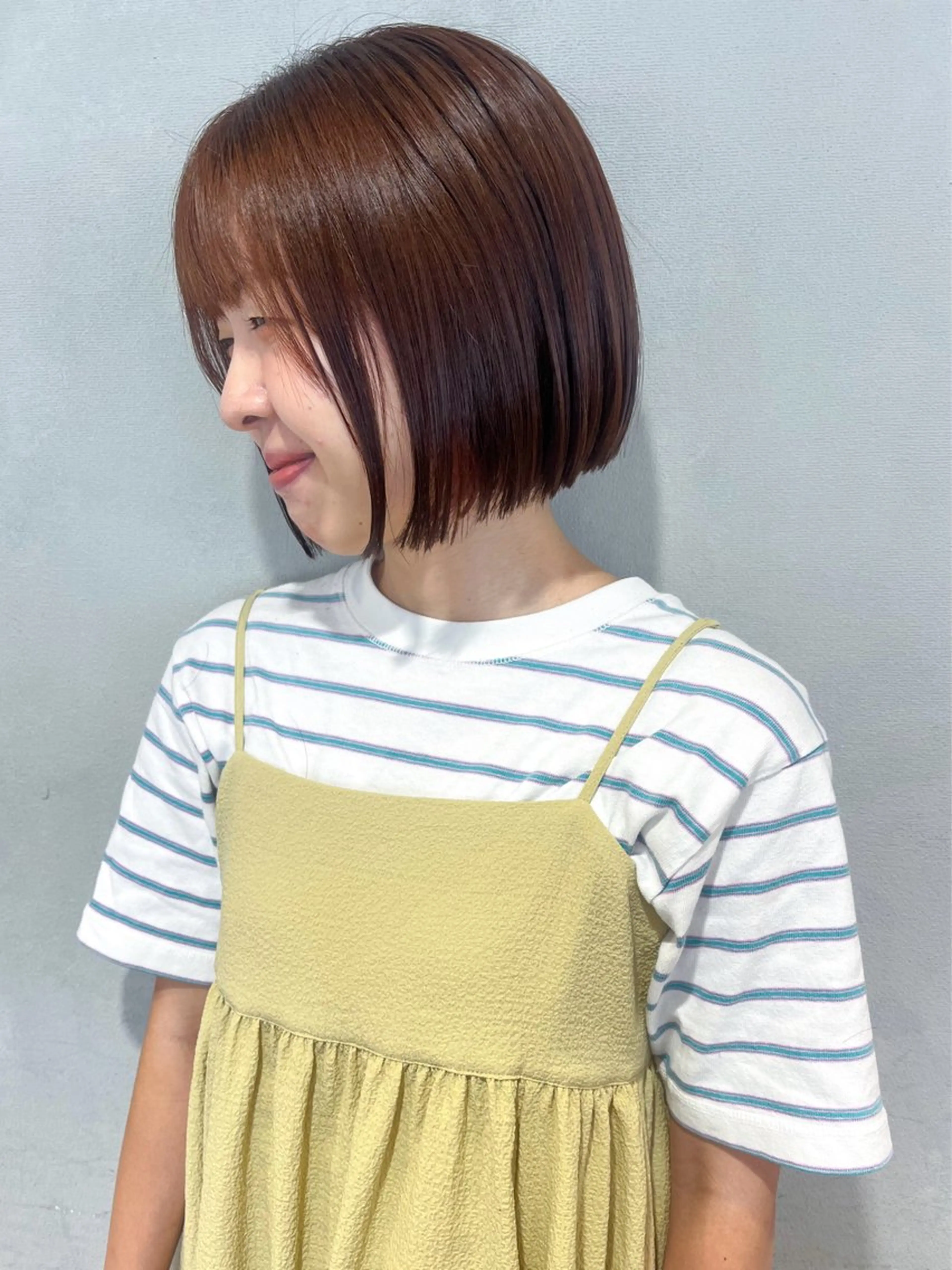 ショート カラー カット 縮毛矯正 切りっぱなしボブ 艶カラー🌷江梨🍎のヘアスタイル