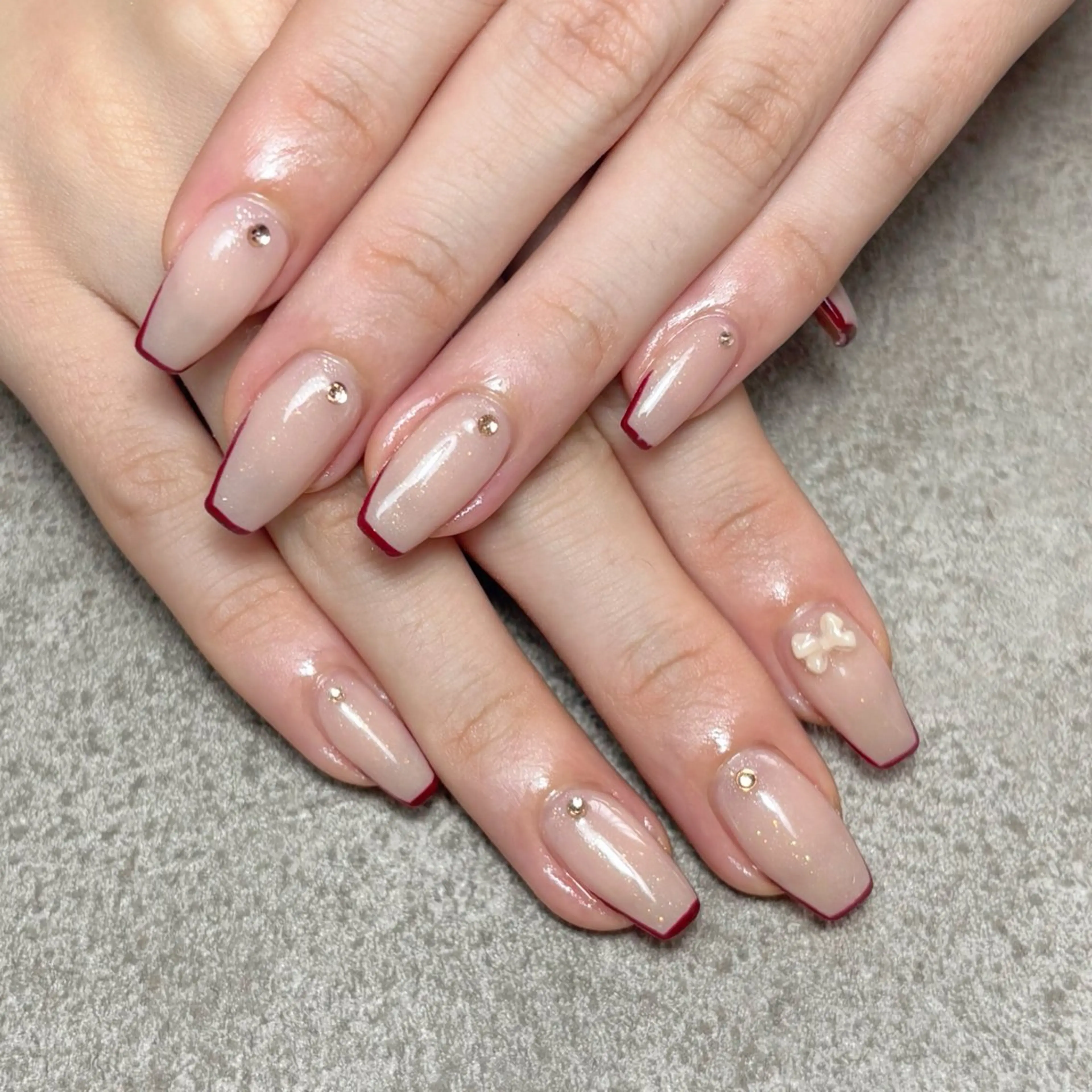 ネイル ハンドネイル nailroom DIASOMNIAのネイルデザイン