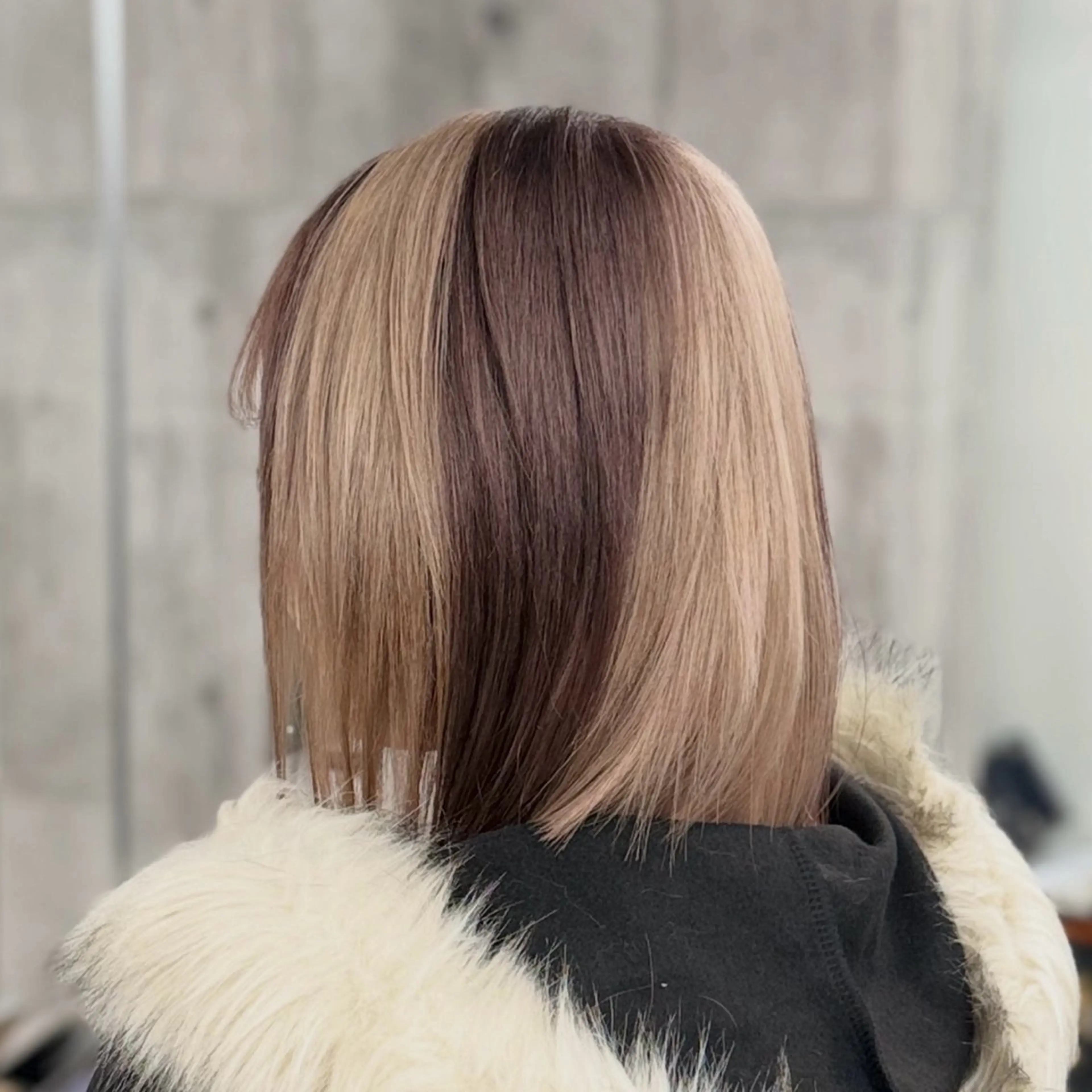 ショート カラー ベージュカラー ブリーチ ブラウンカラー デザインカラー ハイトーンカラー ヘアカラー ブリーチ専門店MONIQA 栄店所属・ブリーチ特化 🌟たまき🌟のヘアスタイル