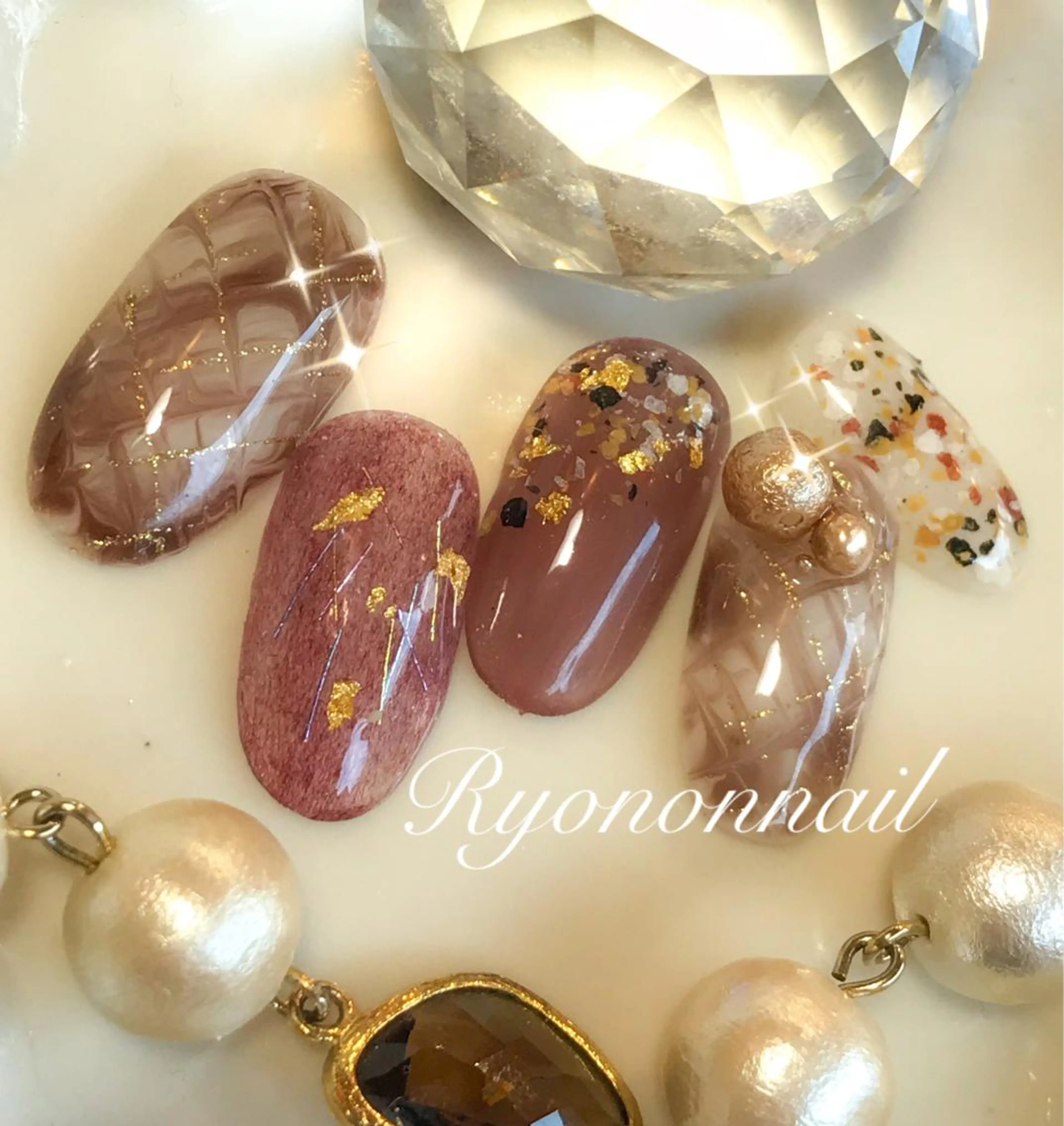 ネイル Ryononnail(リョノンネイル)所属・Ryononnail 上谷典子のネイルデザイン