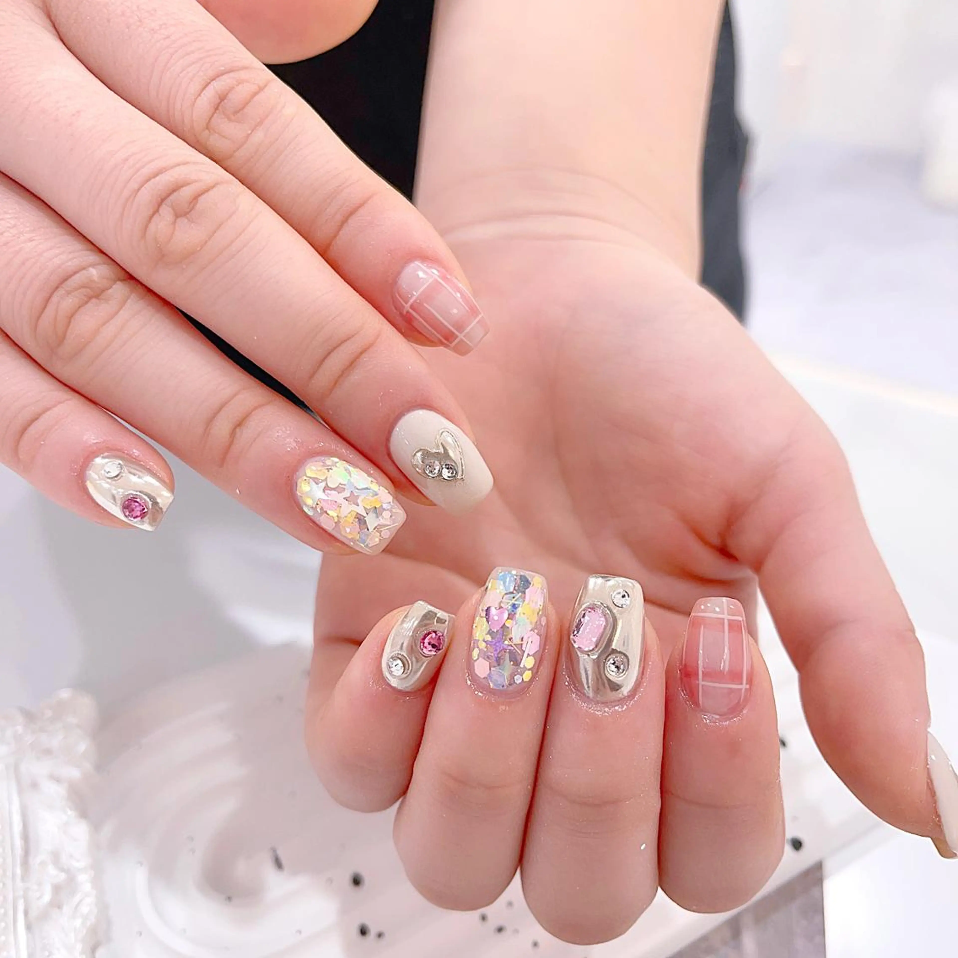 ネイル ハンドネイル FLY Nail Salonのネイルデザイン