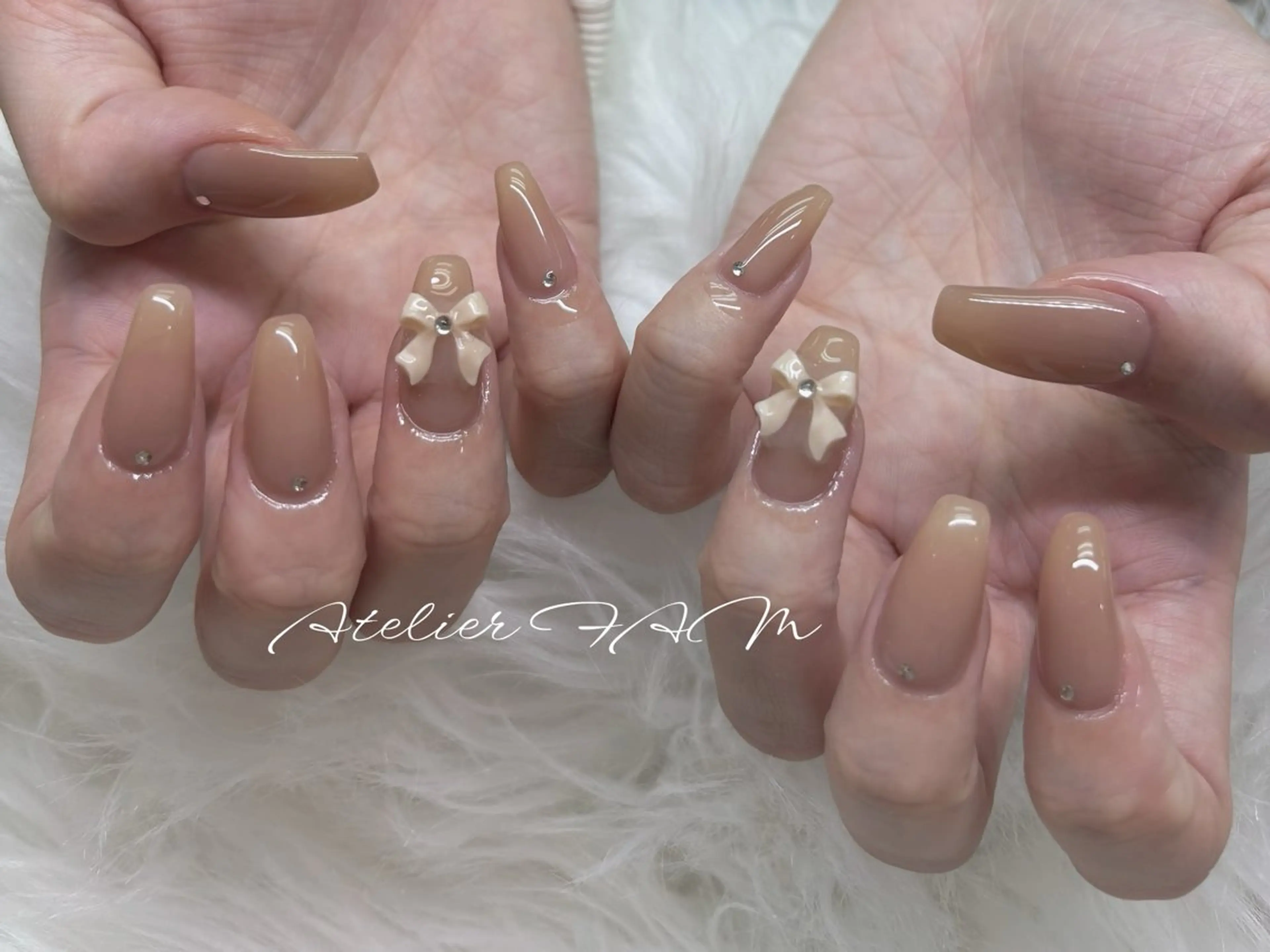 ミディアム ハンドネイル nail&eyelashsalon atelier fam上本町店所属・アトリエ FAMのネイルデザイン