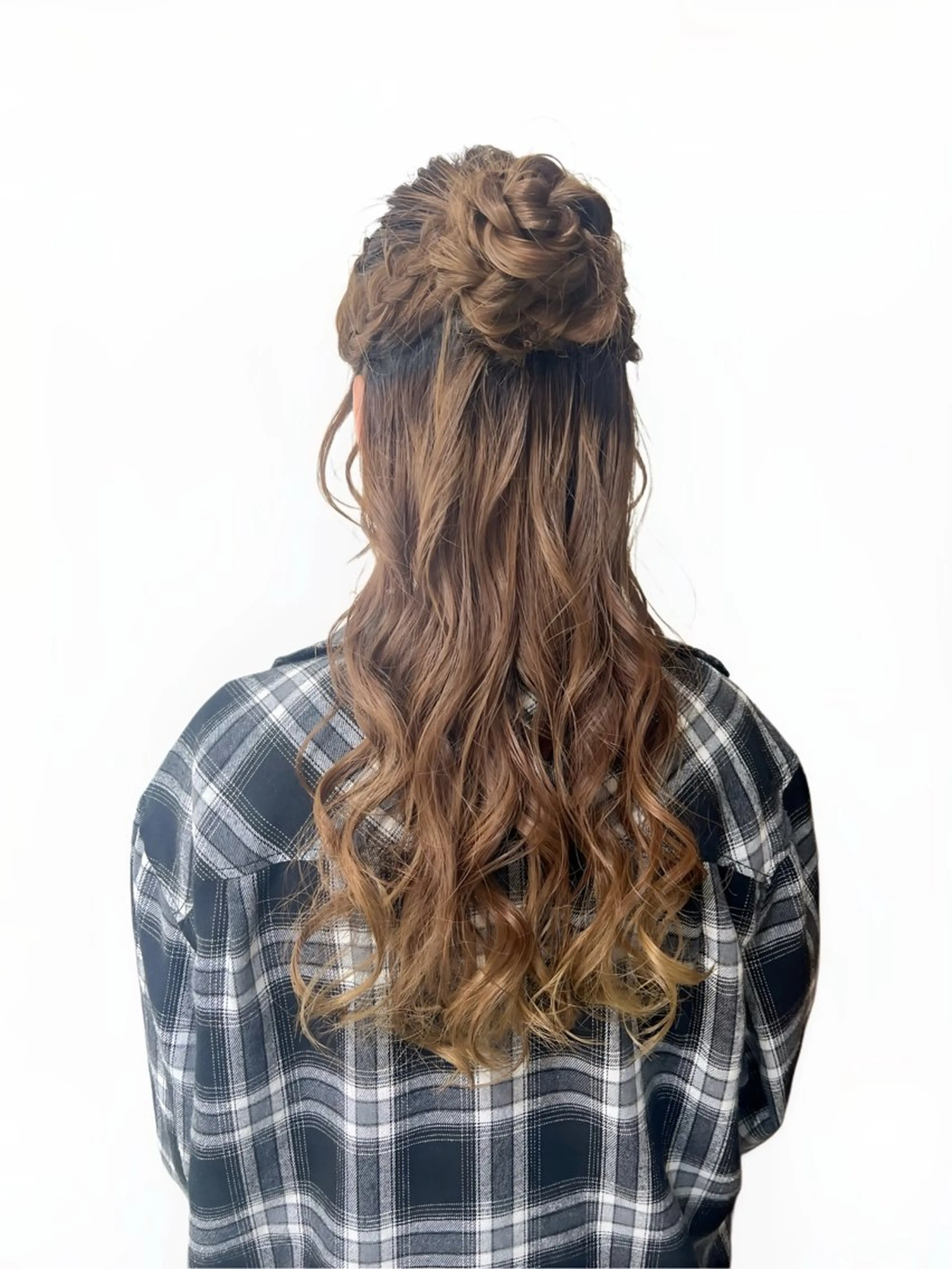 ロング お団子ヘア ヘアセット/金山 佐野 妃都美のヘアスタイル