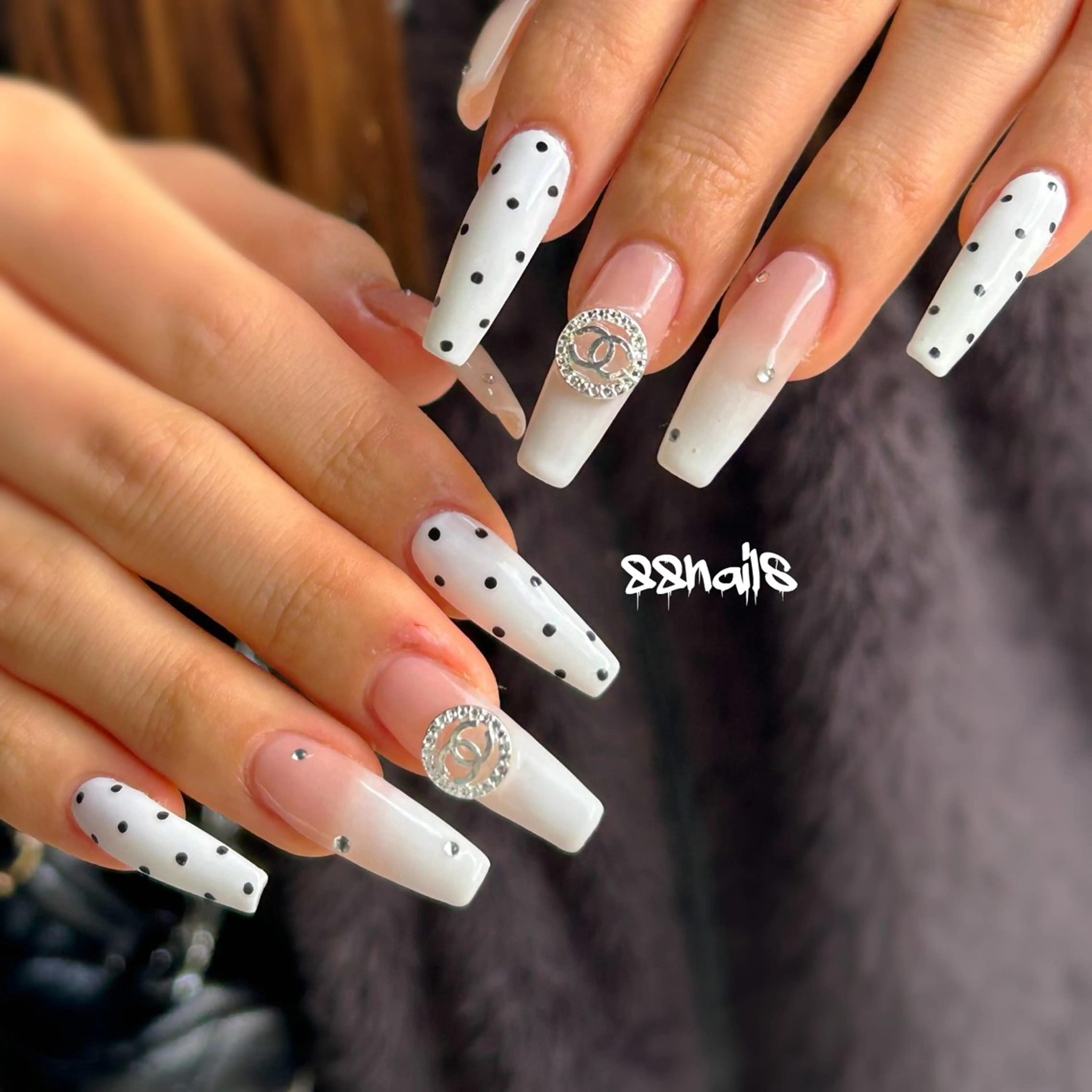 ネイル 88 nailsのネイルデザイン