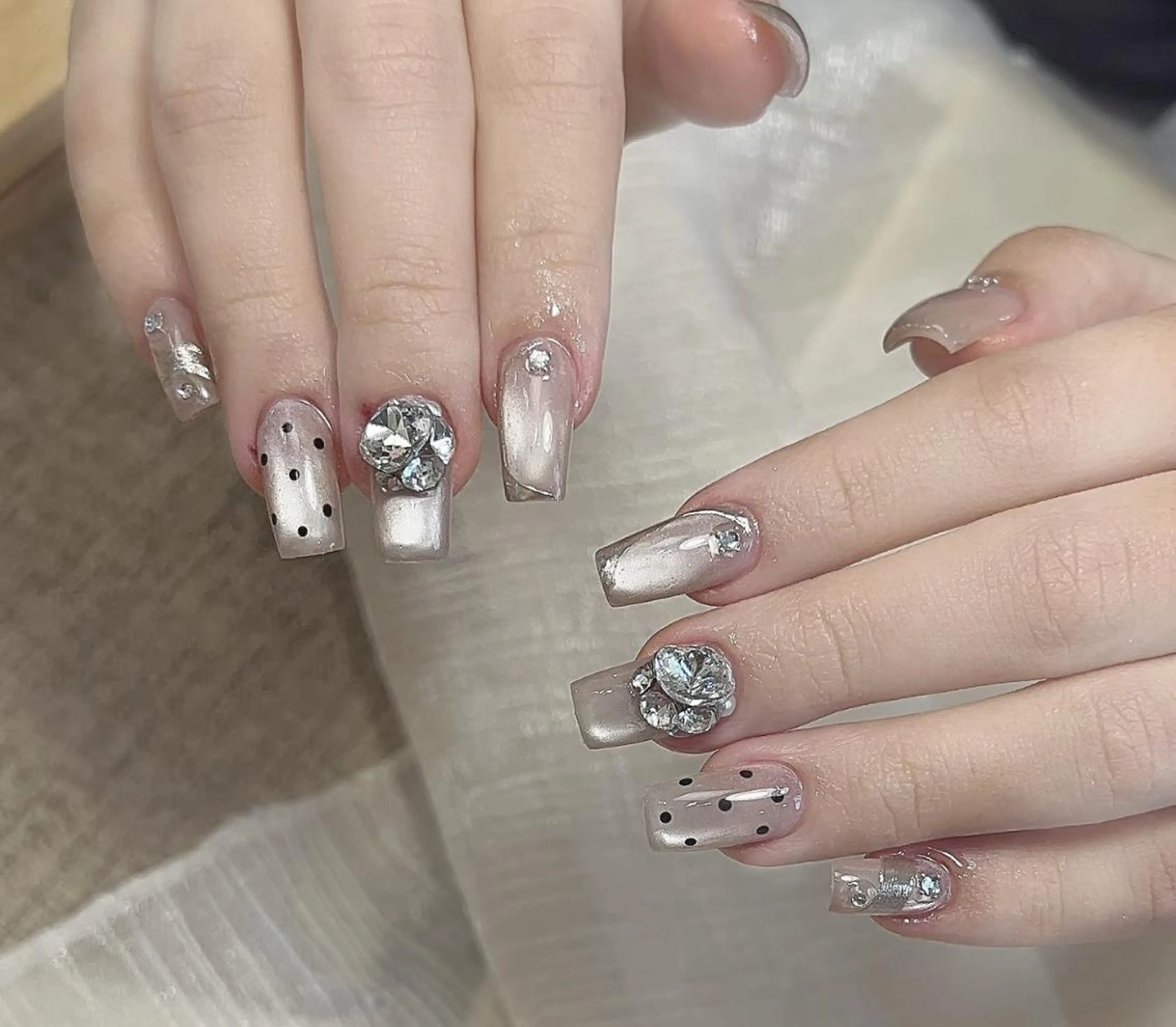 ネイル ハンドネイル 🎀 NaNa_nailのネイルデザイン