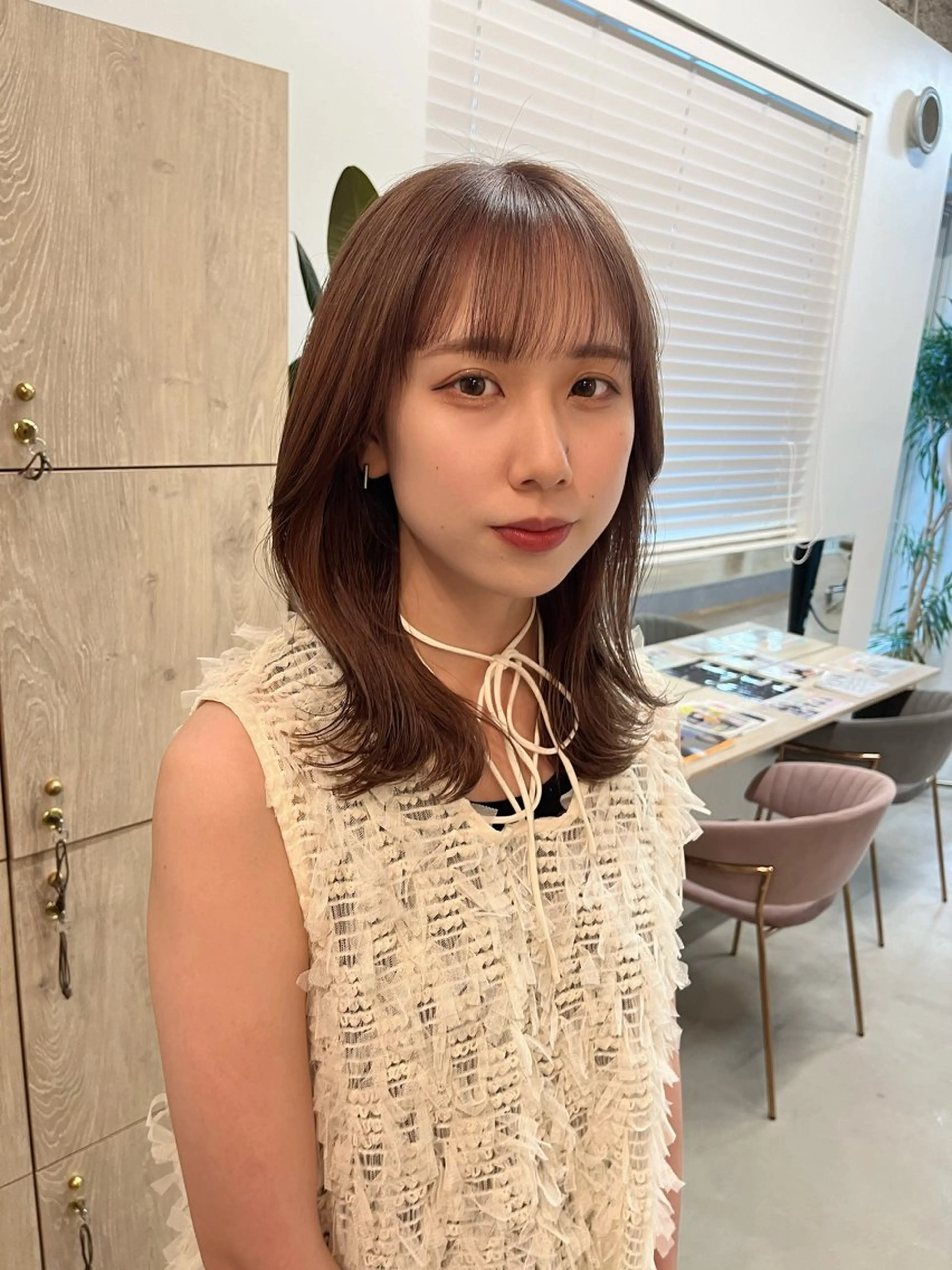 セミロング marino/ カラー/顔周りカットのヘアスタイル