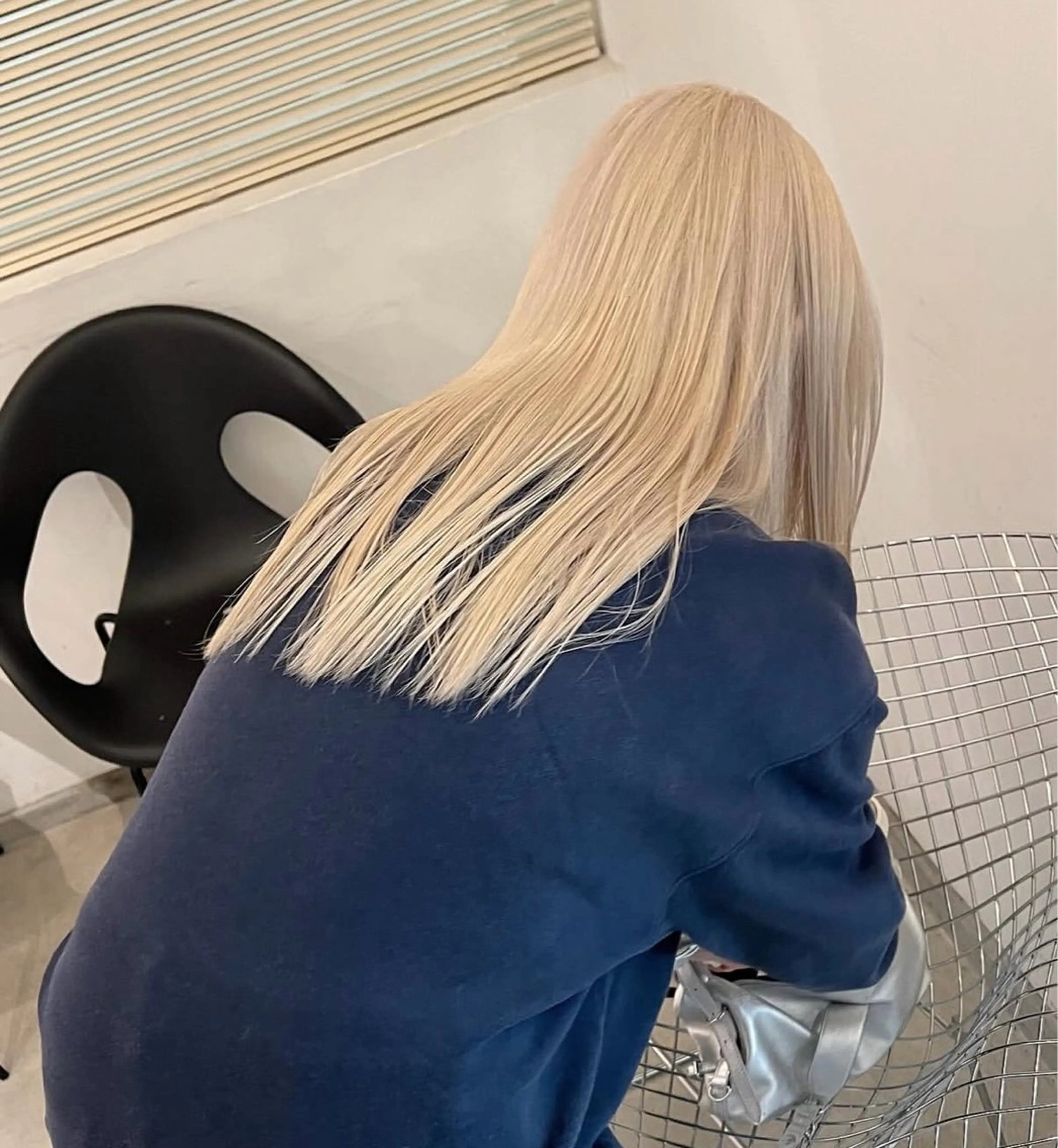 セミロング ヘアカラー Tsukasa/ ハイトーン/寒色のヘアスタイル