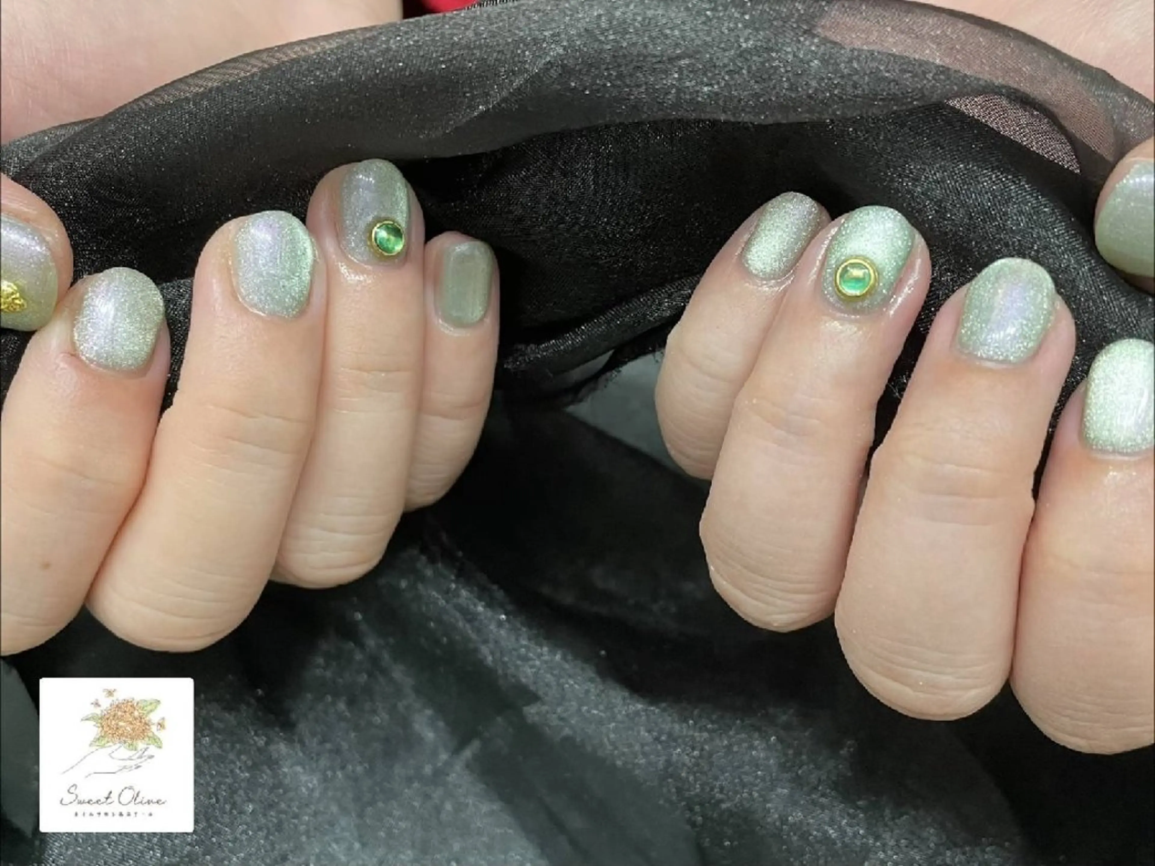 ネイル マグネットネイル マグネットワンカラー ワンカラーネイル シンプルネイル ハンドネイル SweetOlive 春日部市のネイルデザイン