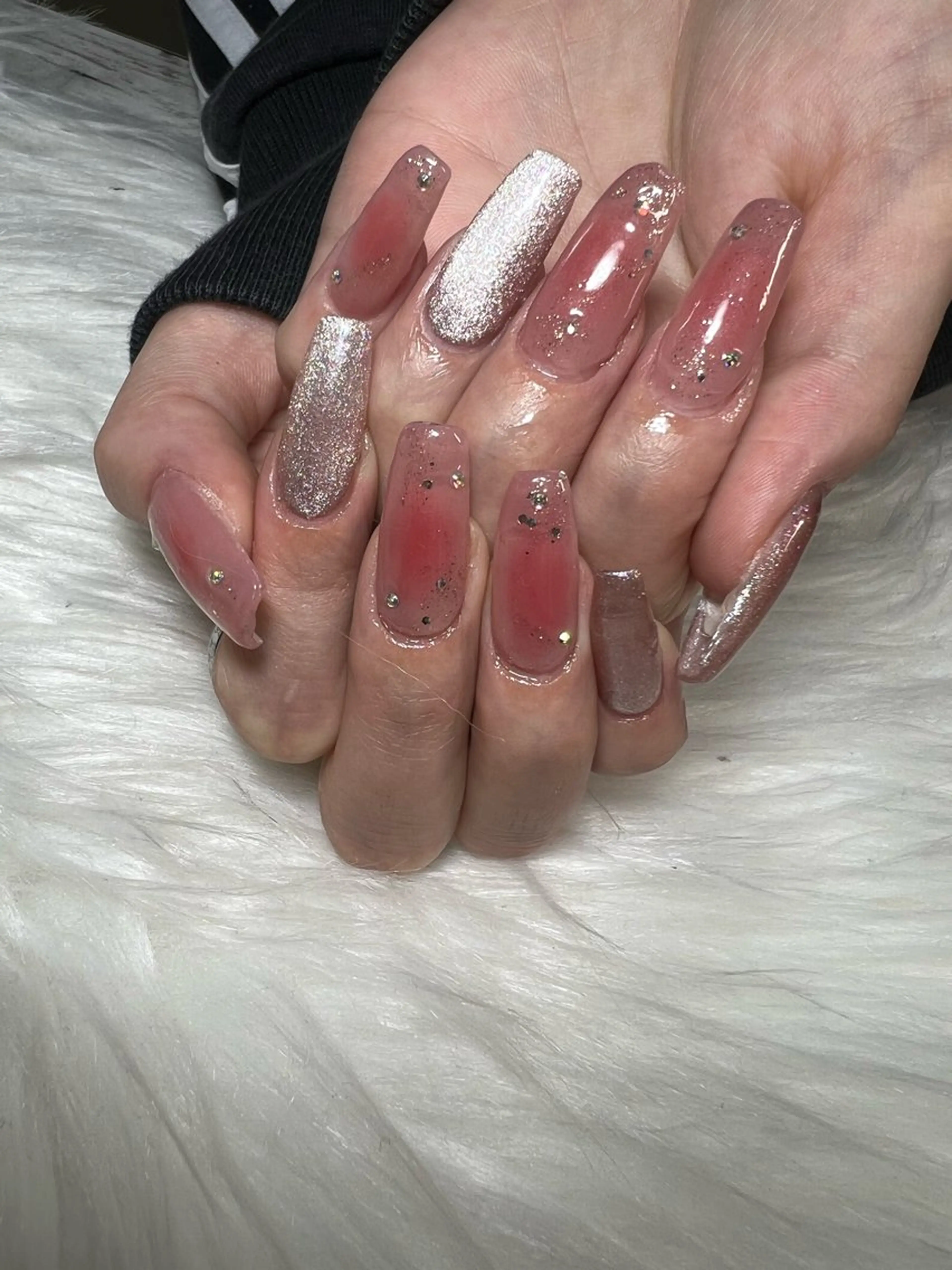 ネイル チークネイル マグネットネイル Ruana Nailのネイルデザイン