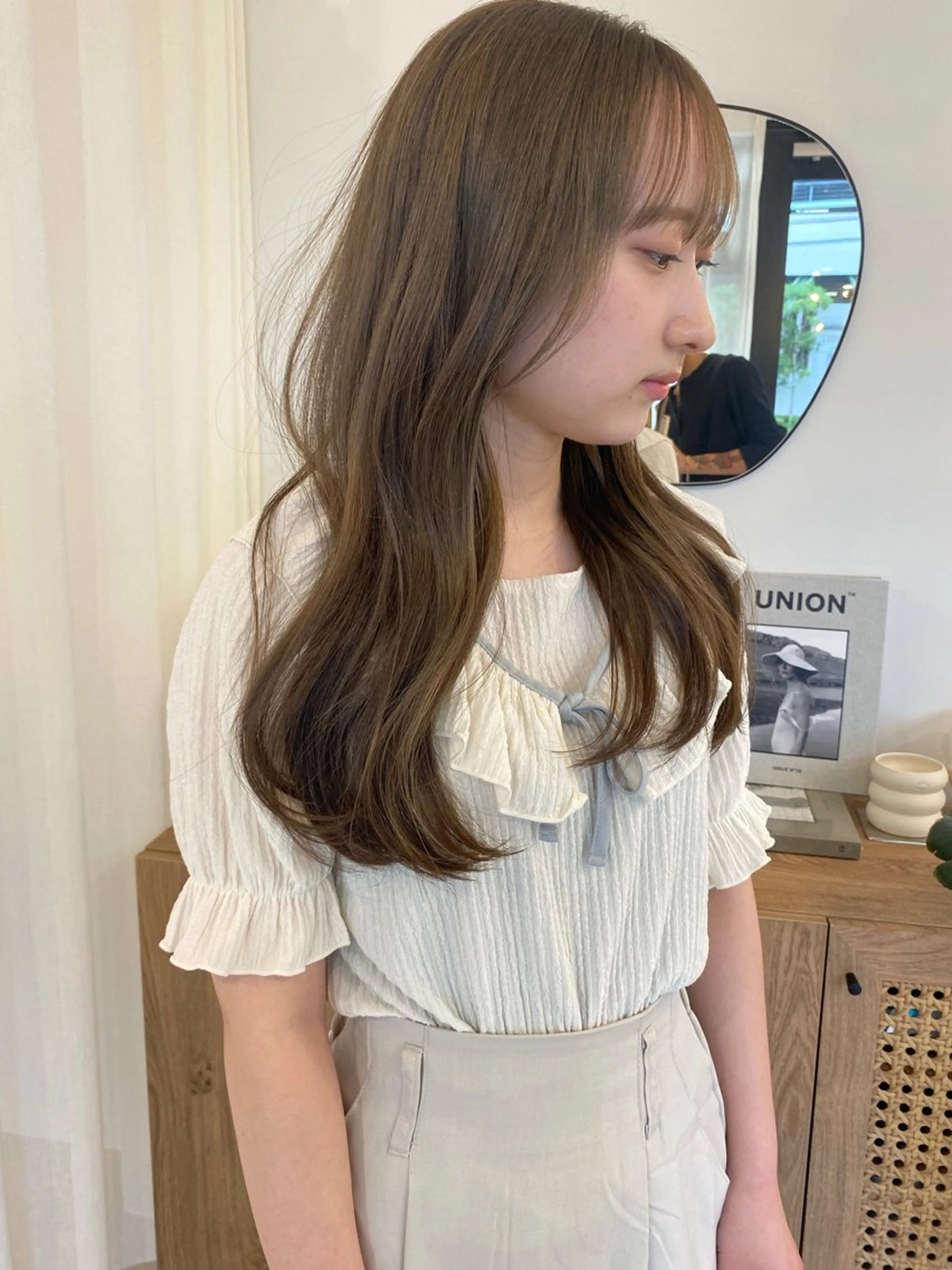 【ご新規様限定】前髪、顔周りカット＋透明感ワンカラー+2stepトリートメントの写真