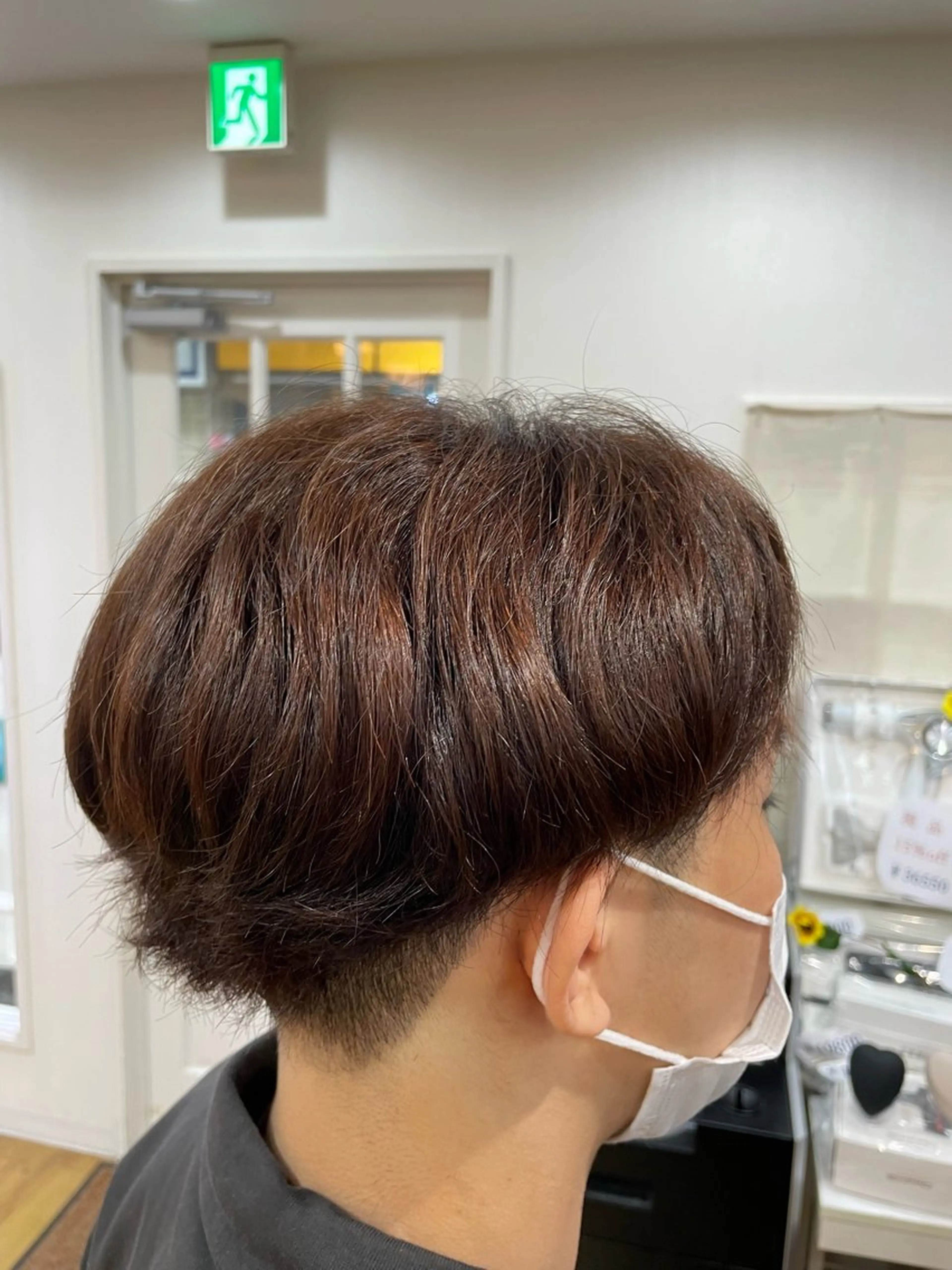 カラー ブリーチ ブリーチなしカラー 🦋ショートカット モデル古橋紀輔🦋のヘアスタイル