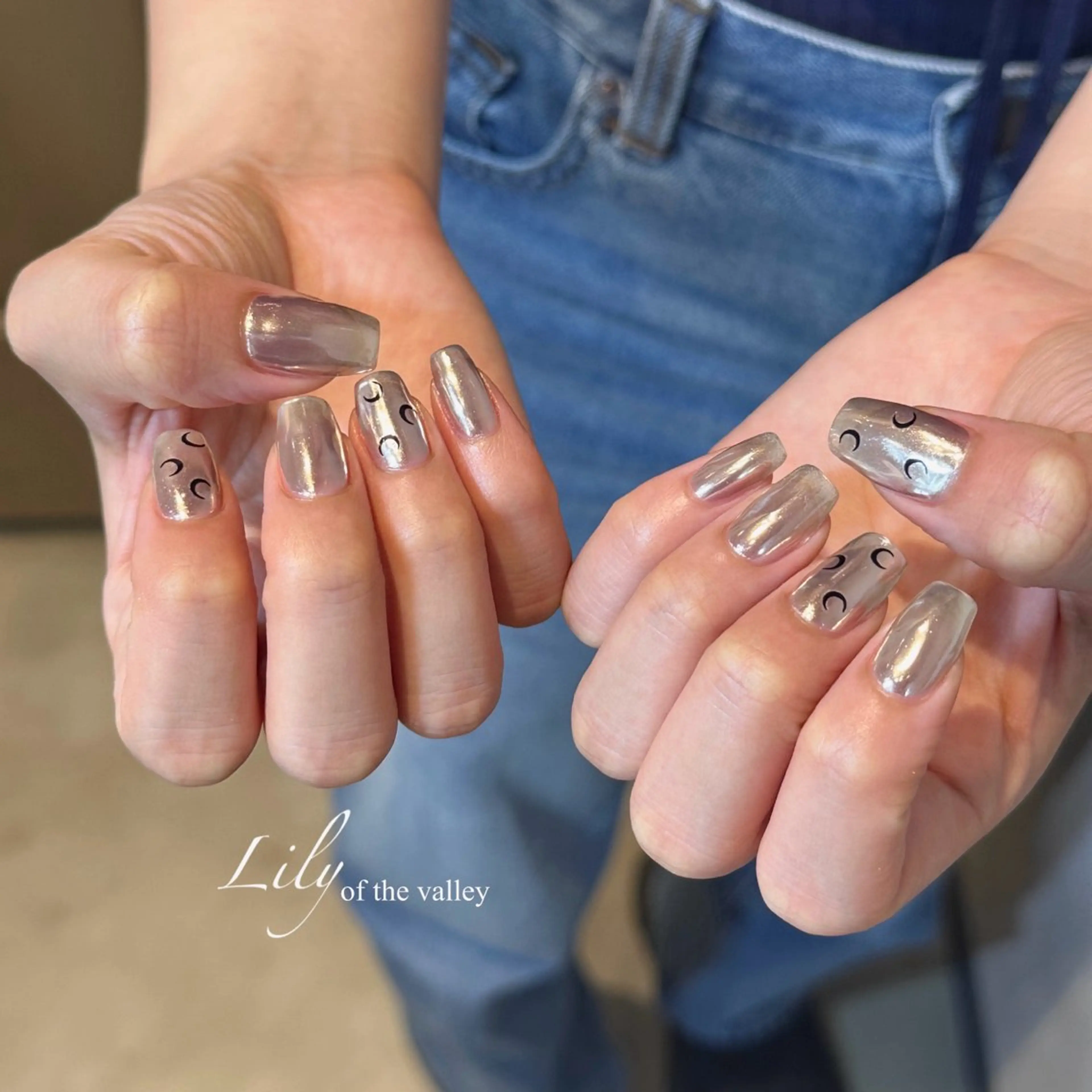 ネイル ミラーネイル ワンカラーネイル ハンドネイル Lily nails所属・chika🫶🏻 /中目黒のネイルデザイン