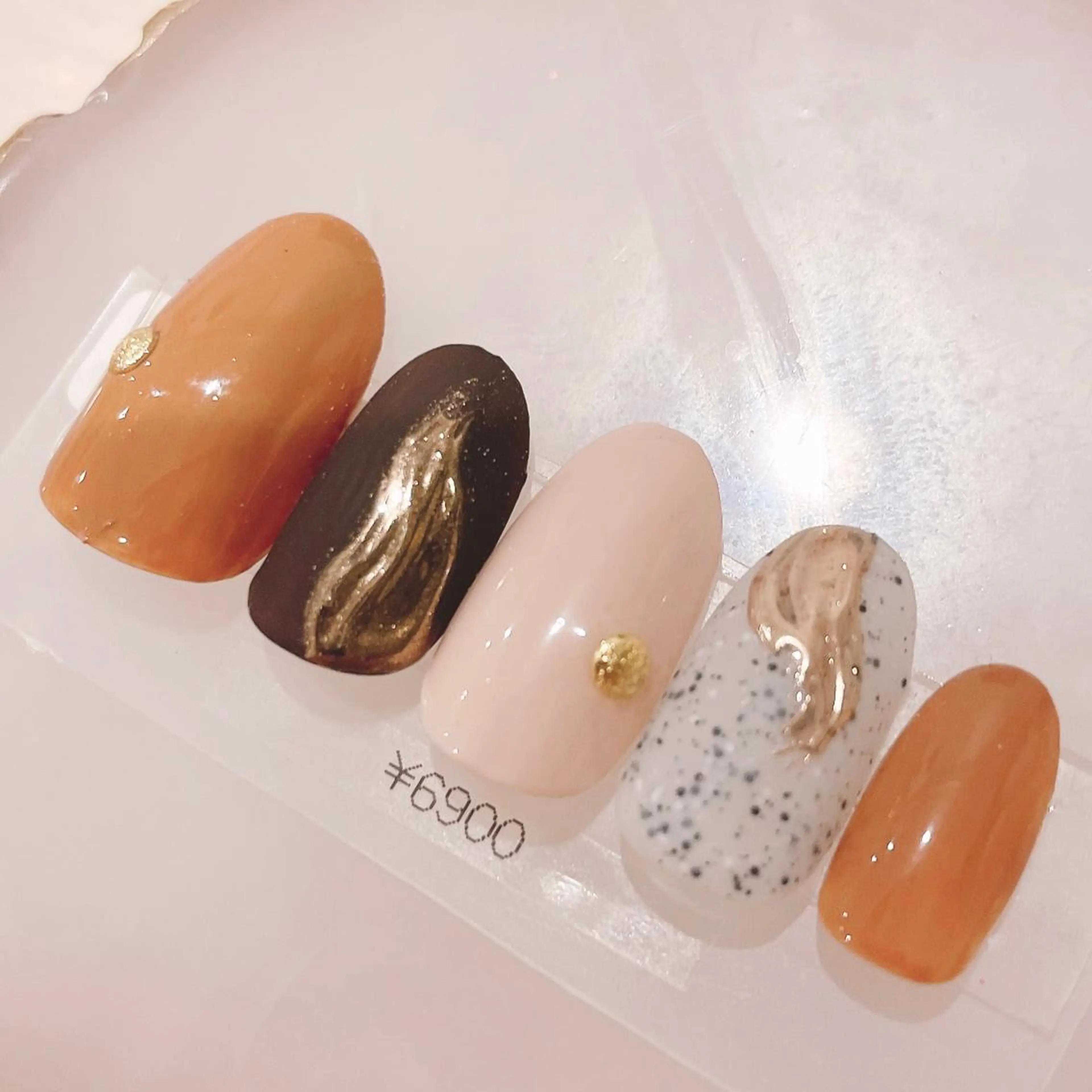 ネイル ジェルネイル ミラーネイル ニュアンスネイル ハンドネイル CHIARA nailsのネイルデザイン