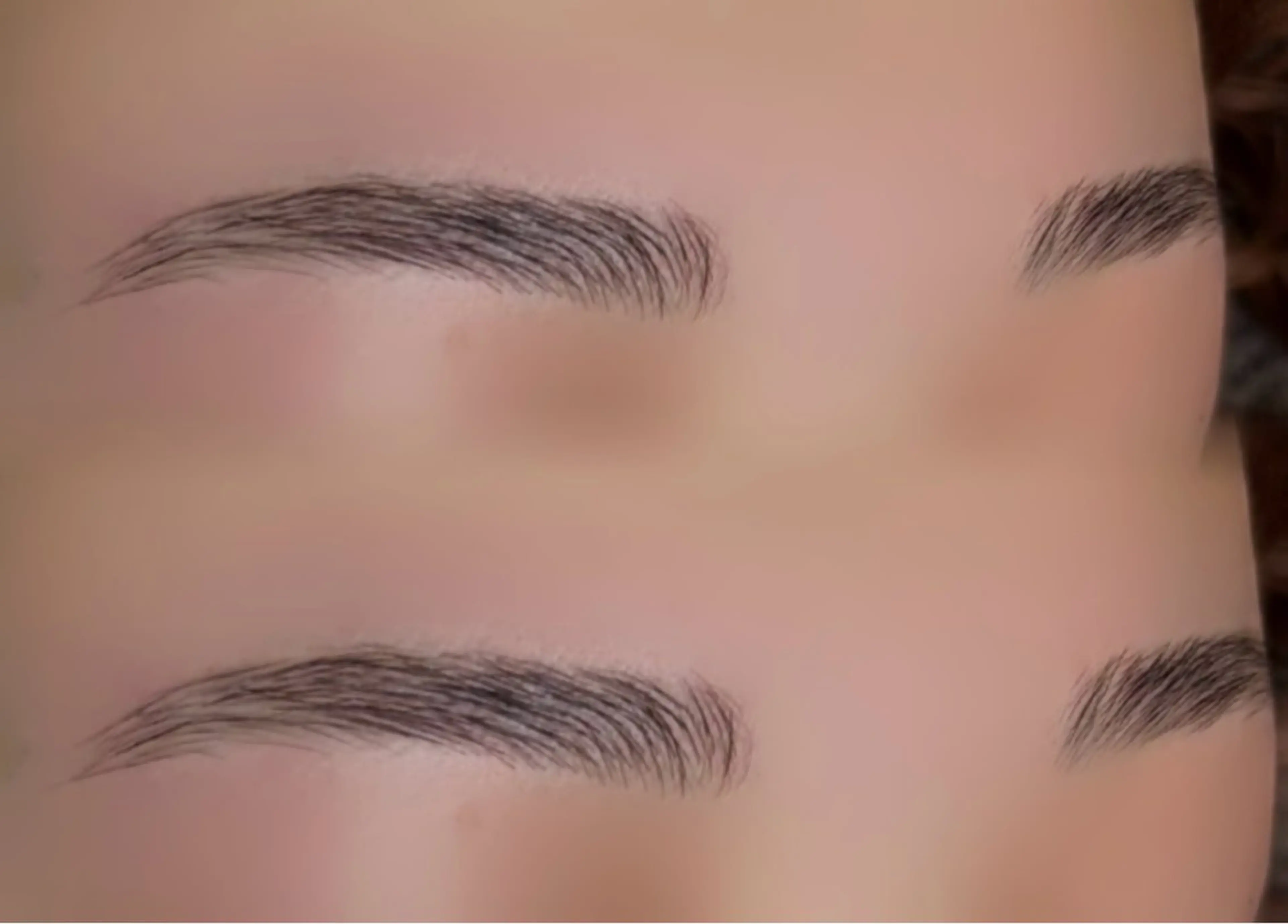 【女性限定】ハリウッドブロウリフトの写真