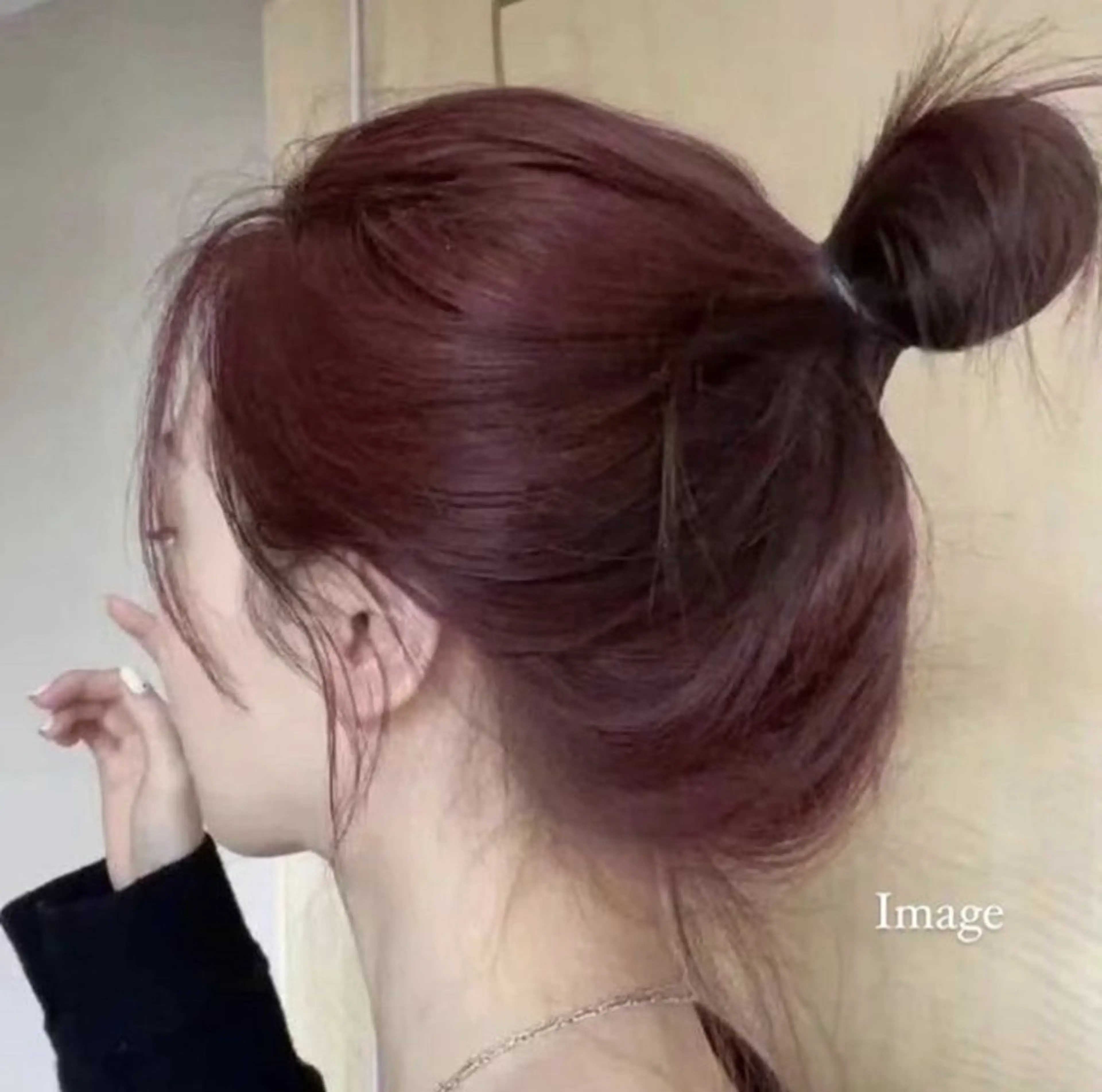 ロング カラー レッドカラー atelier doux dimanche（アトリエ・ドゥー・ディマンシュ）所属・Fukamiレイヤー 透明感カラーのヘアスタイル