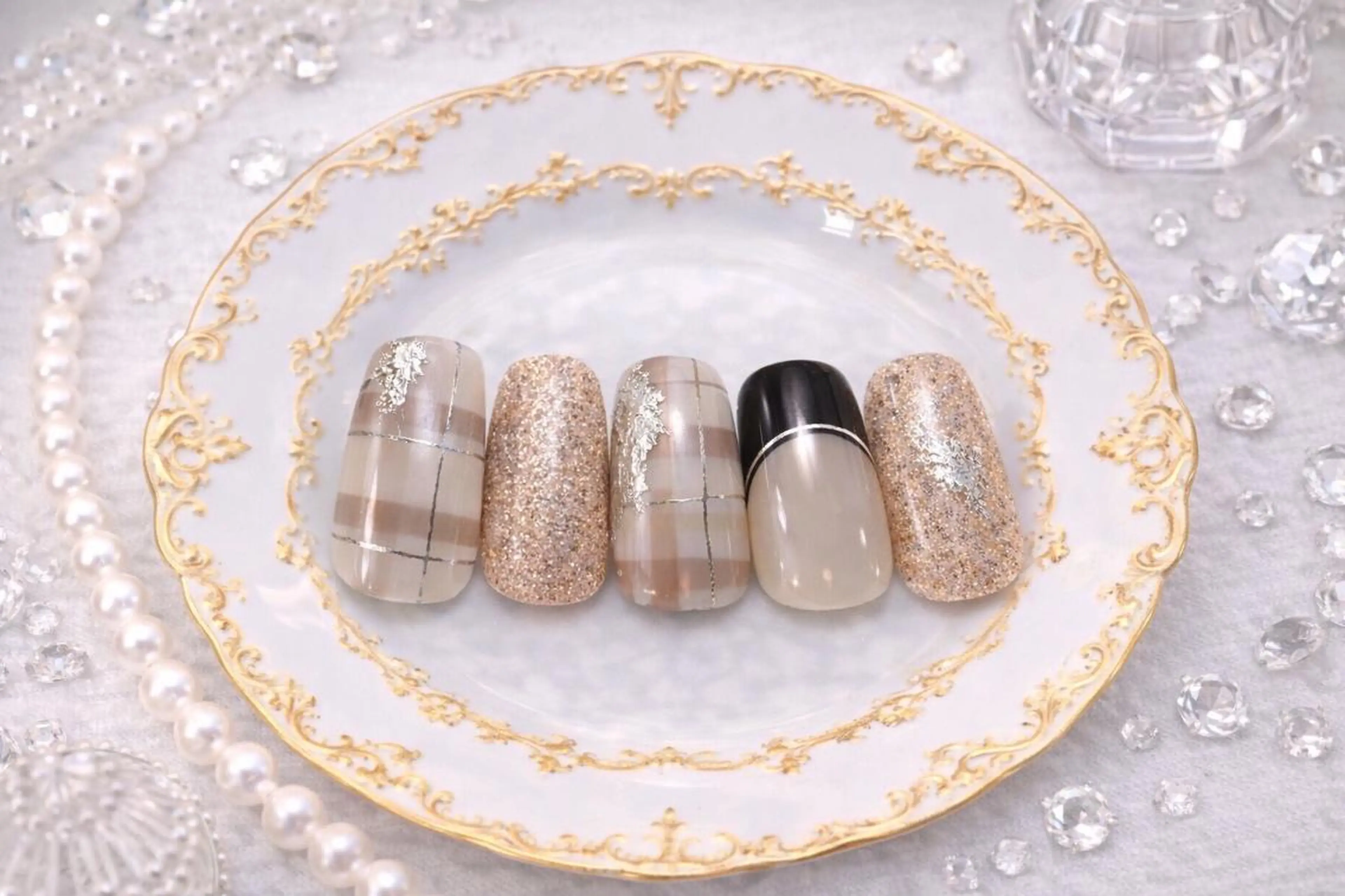 ネイル 南森町rebest 💅nailのネイルデザイン