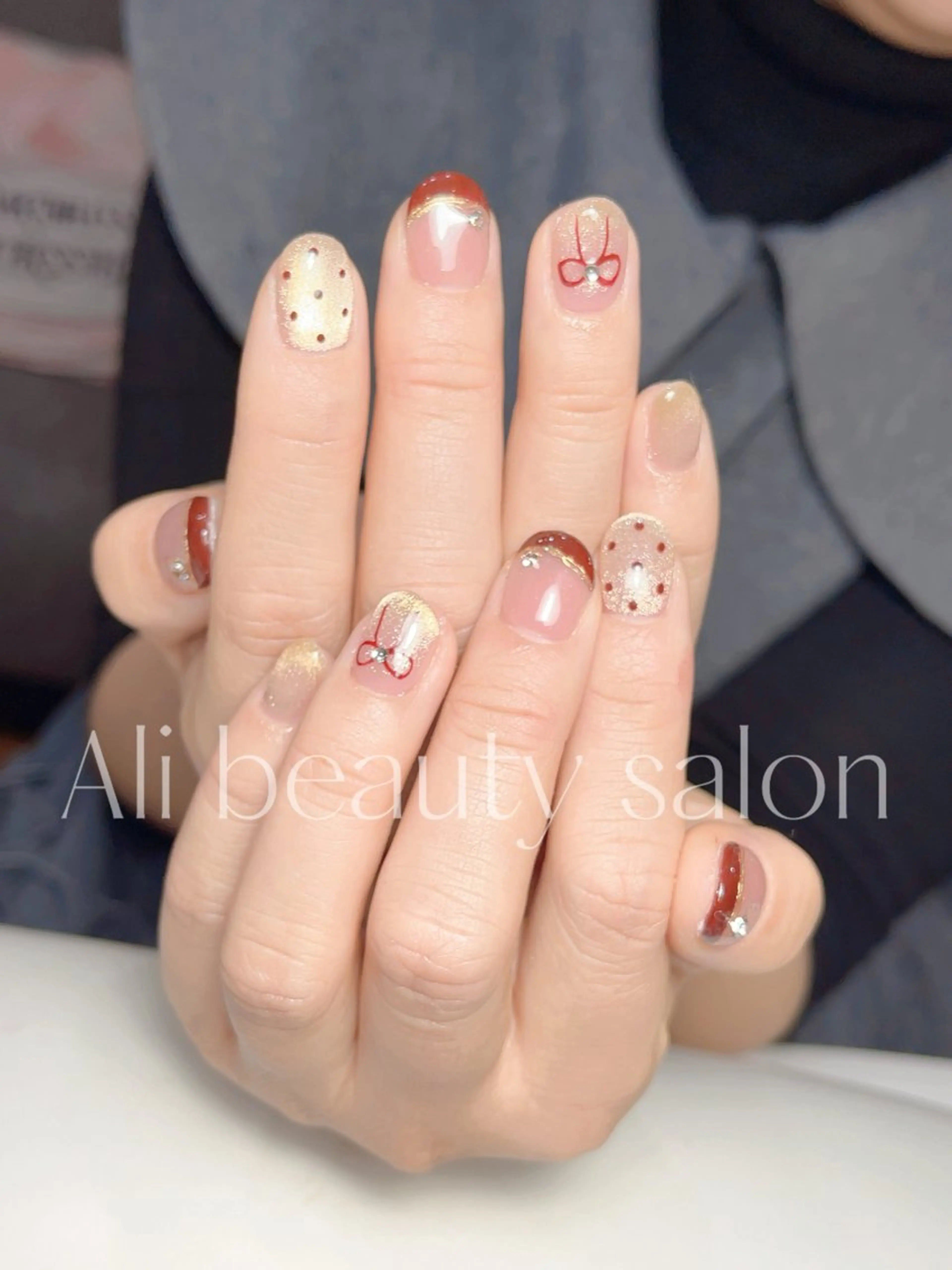 ネイル マグネットネイル ミラーネイル リボン ハンドネイル Ali 新小岩 ネイル専門のネイルデザイン