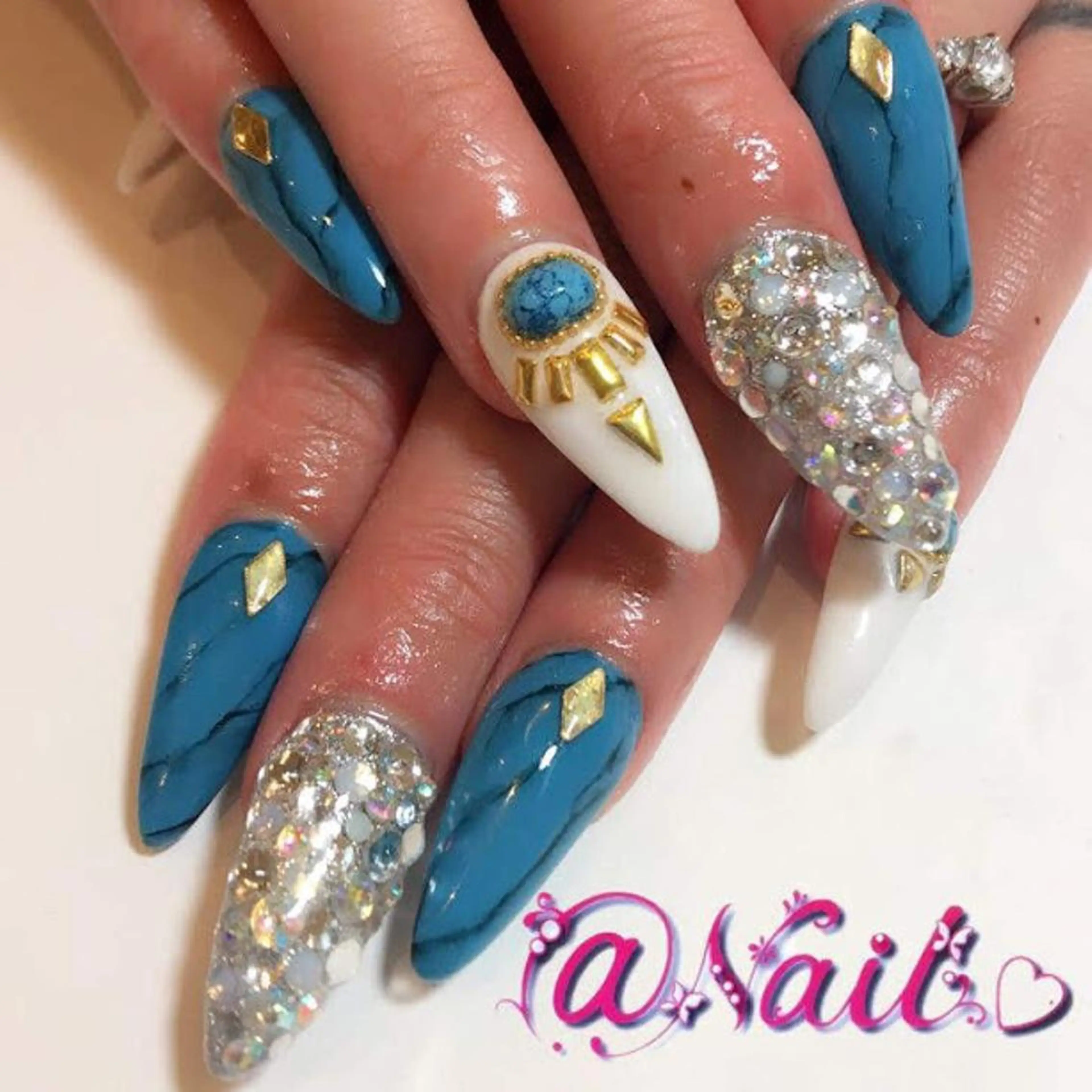 ネイル 小尾 栞のネイルデザイン