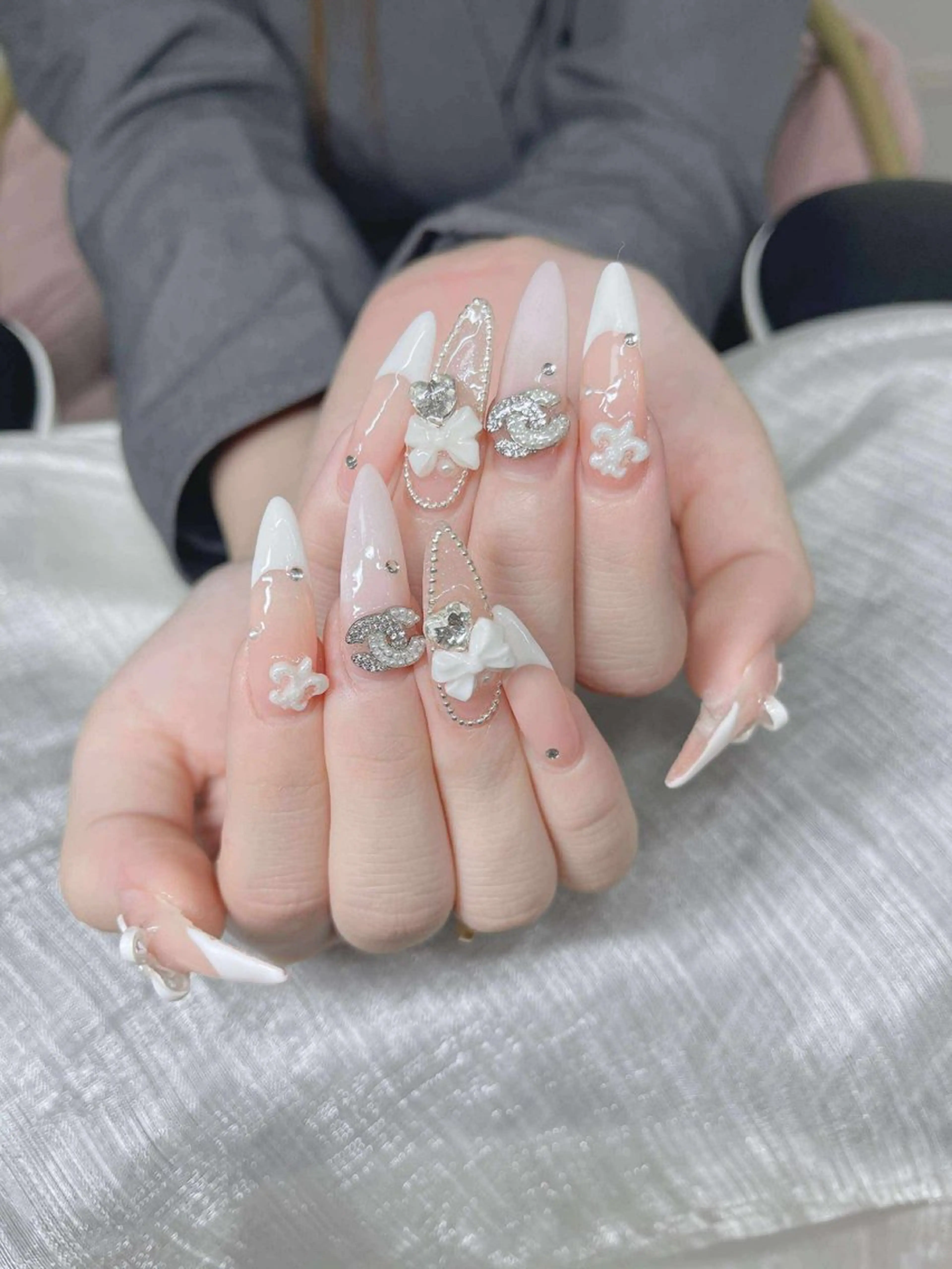 ネイル ハンドネイル Lee Nailsのネイルデザイン