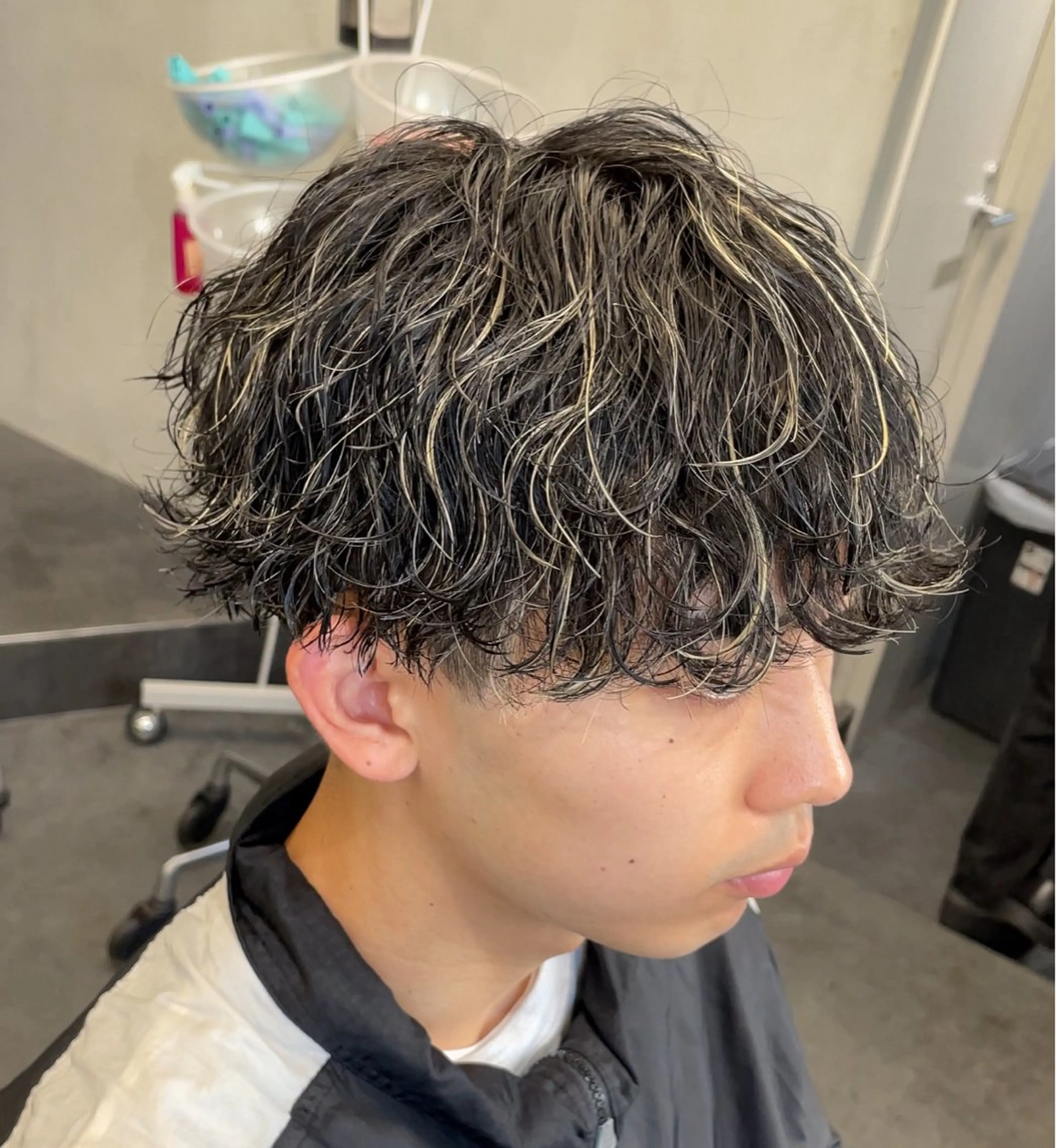 ショート パーマ メンズ メンズハイライト メンズパーマ ハイライト 松下 友希 【fifth】のヘアスタイル