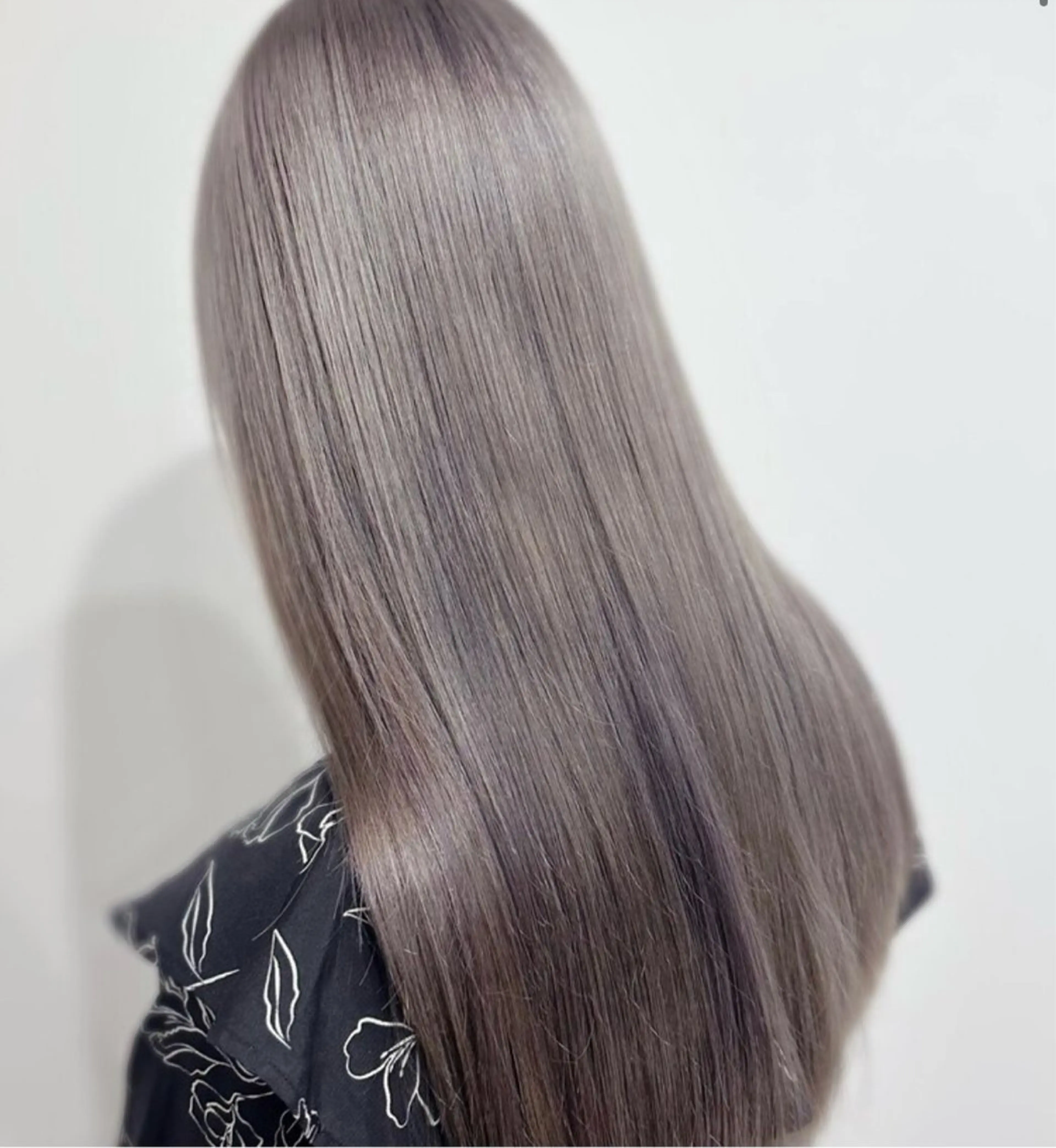 カラー 山田 誠也のヘアスタイル