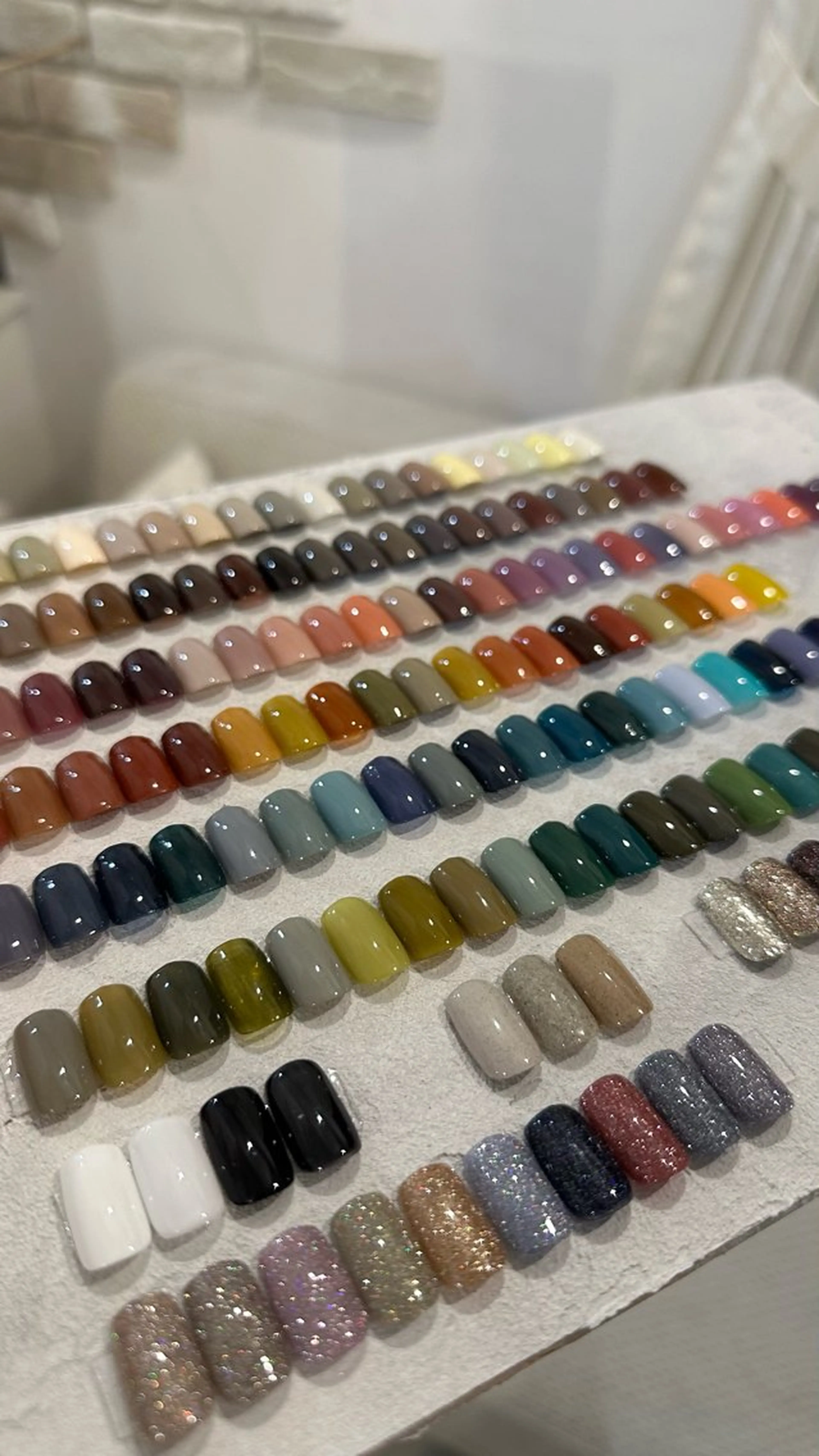 ネイル Salondevi2 isanaのネイルデザイン