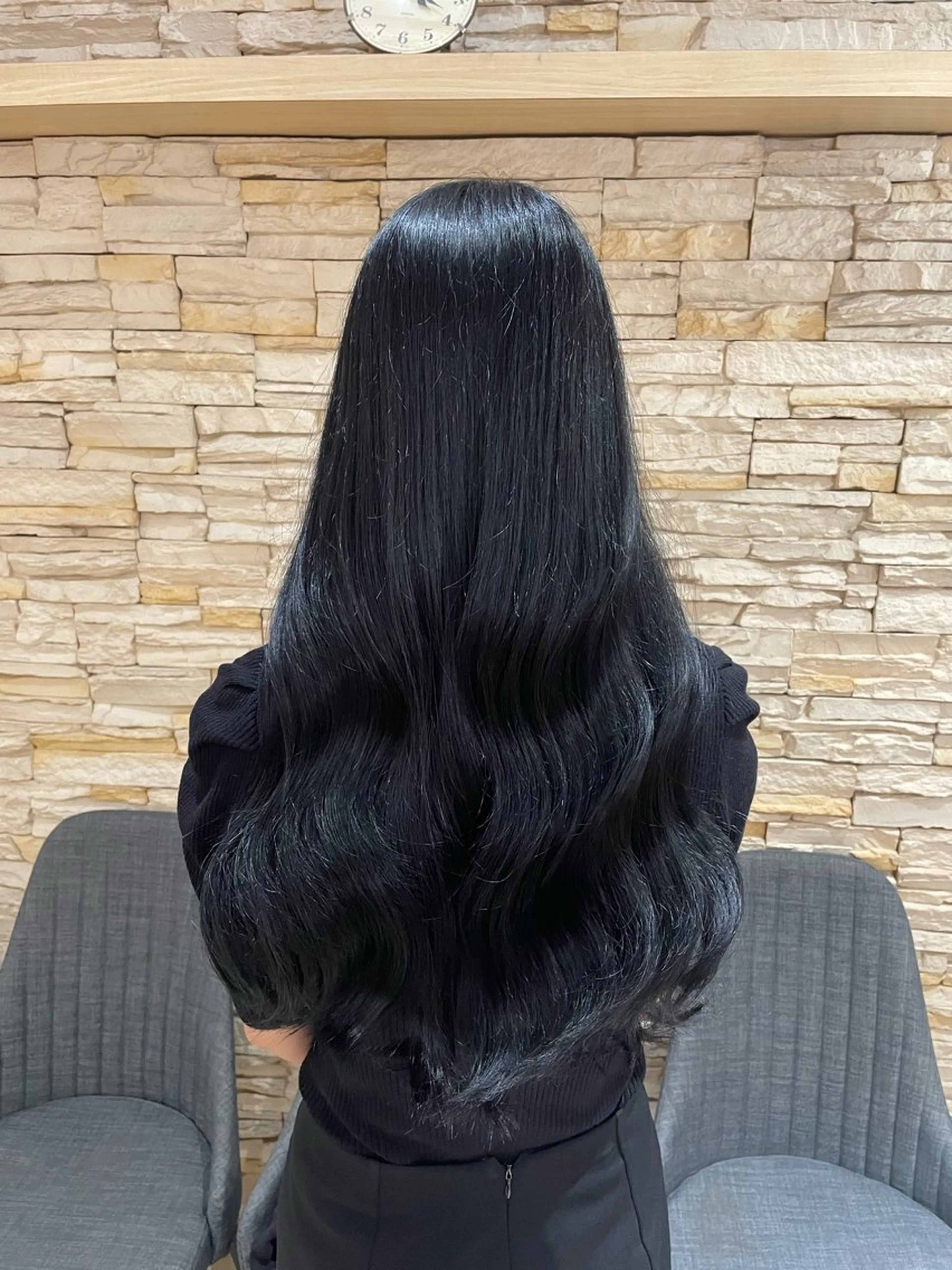 ロング カラー 黒髪 ブルーカラー ブルーブラック Agu hair ferdi 千歳烏山店所属・⚡️カネコ マサフミ⚡️のヘアスタイル