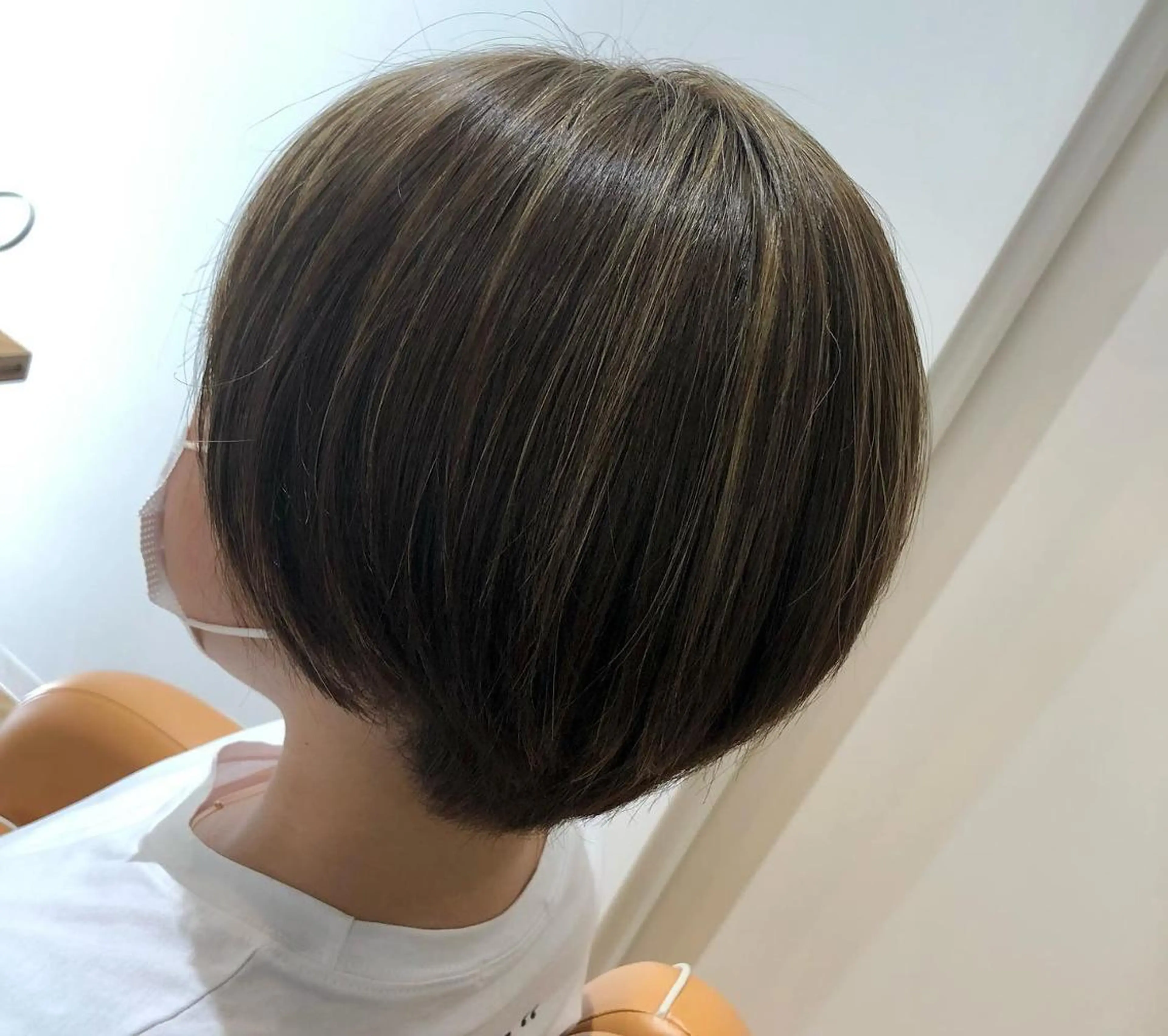 ミディアム カラー ハイライトカラー 外国人風カラー ハイライト -5歳大人ﾊｲﾗｲﾄ ✨津嘉山のヘアスタイル