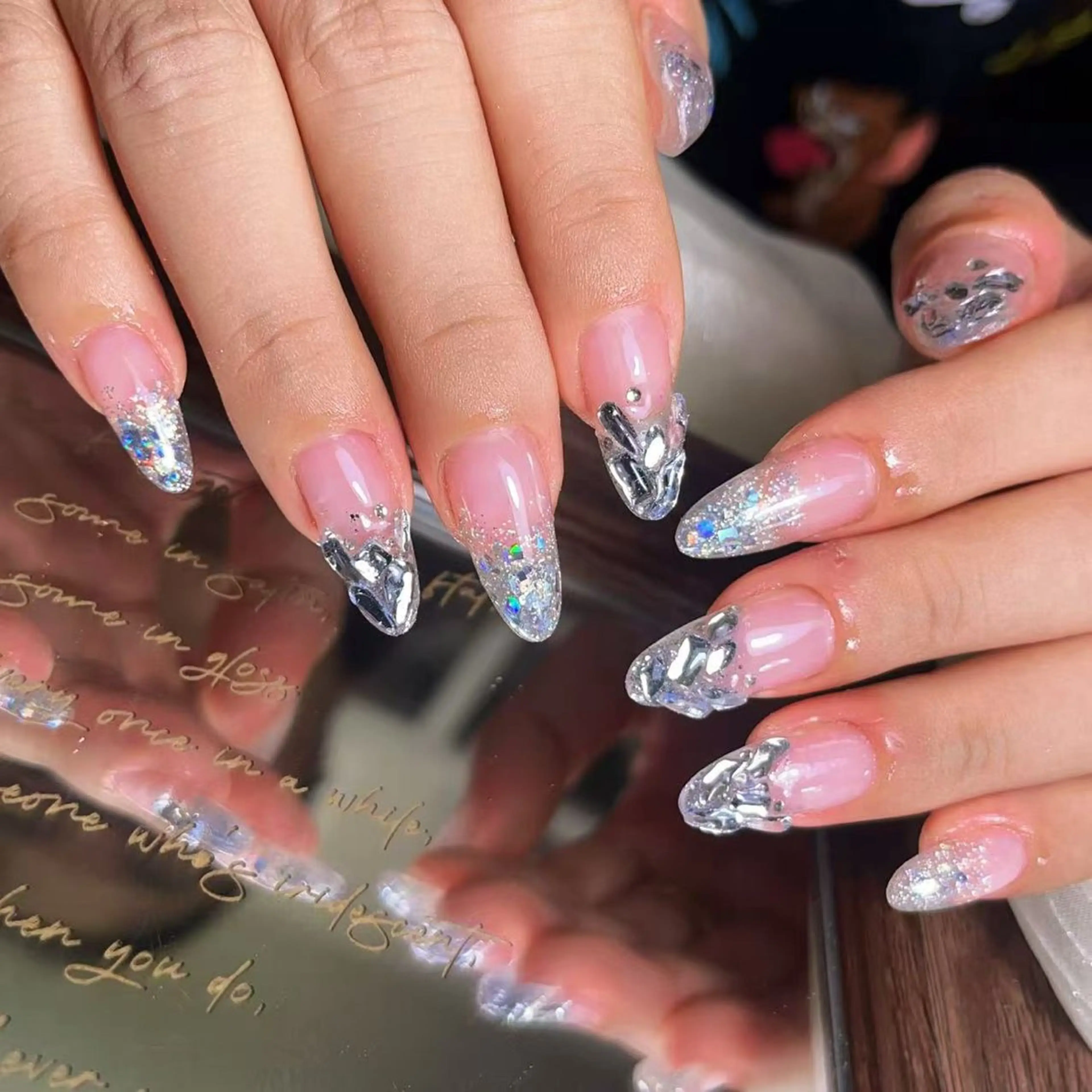 ネイル bubu nail salon所属・BuBu Nail渋谷桜ヶ丘のネイルデザイン