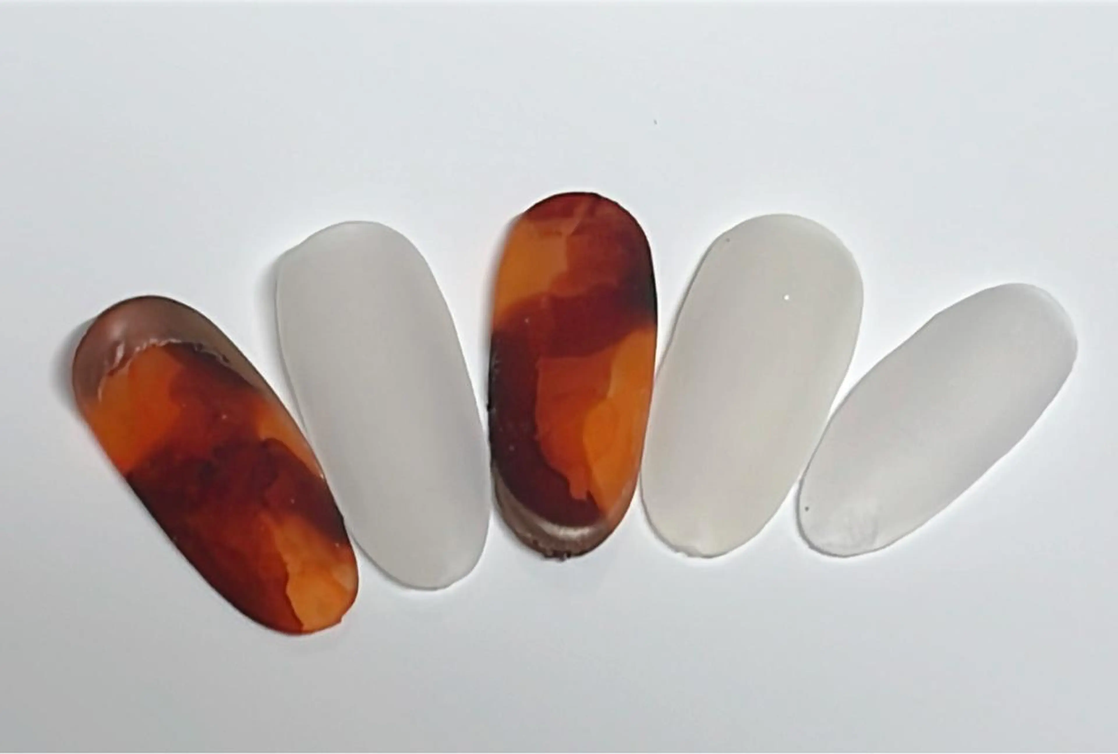 ネイル アートネイル 長さ出し スカルプネイル plaisir所属・plaisir プレジールネイルのネイルデザイン