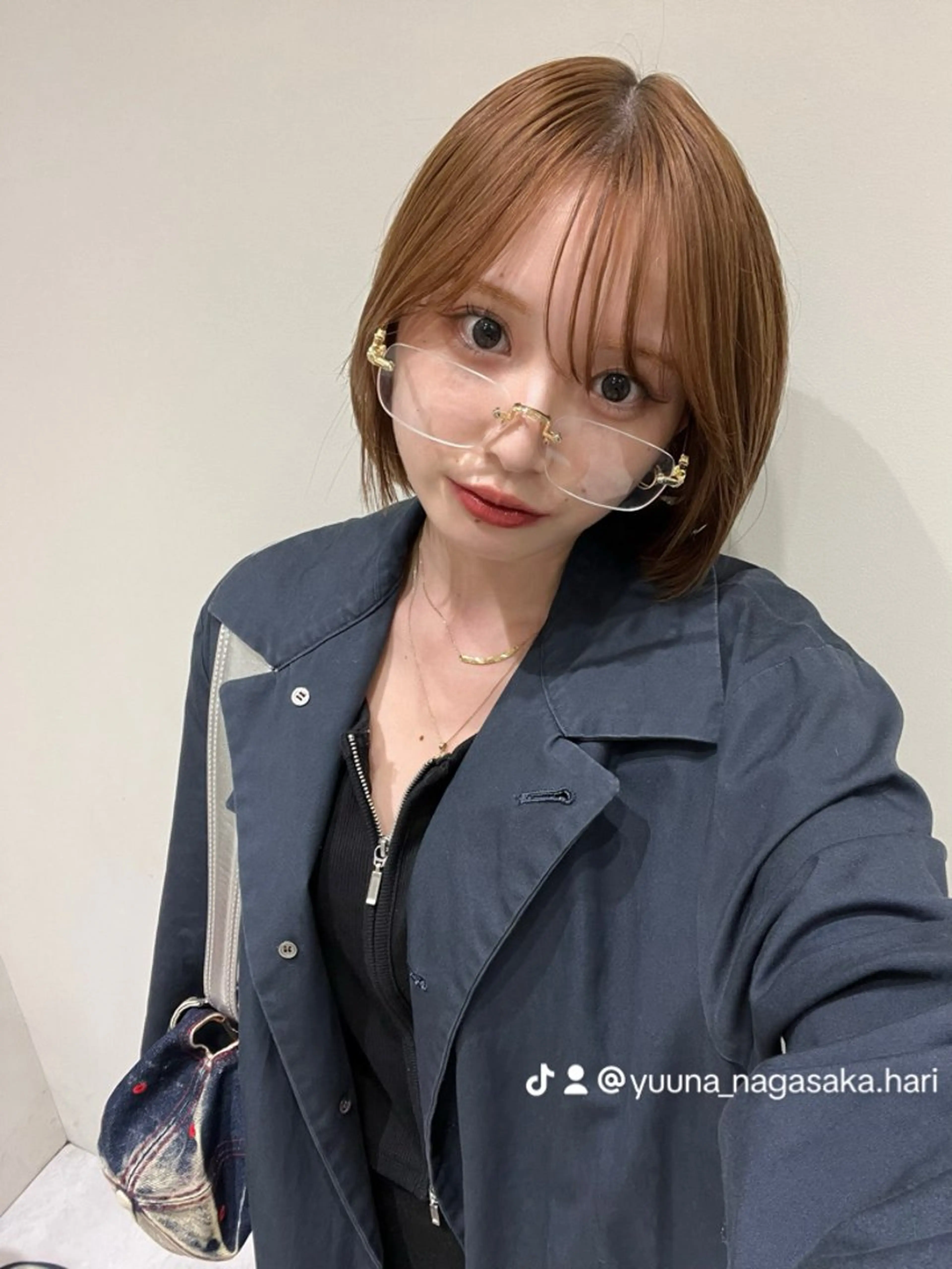 ショート カラー ベージュカラー ブリーチ 透明感カラー ブリーチなしカラー ボブ ボブ/レイヤーカット /表参道 yunaのヘアスタイル