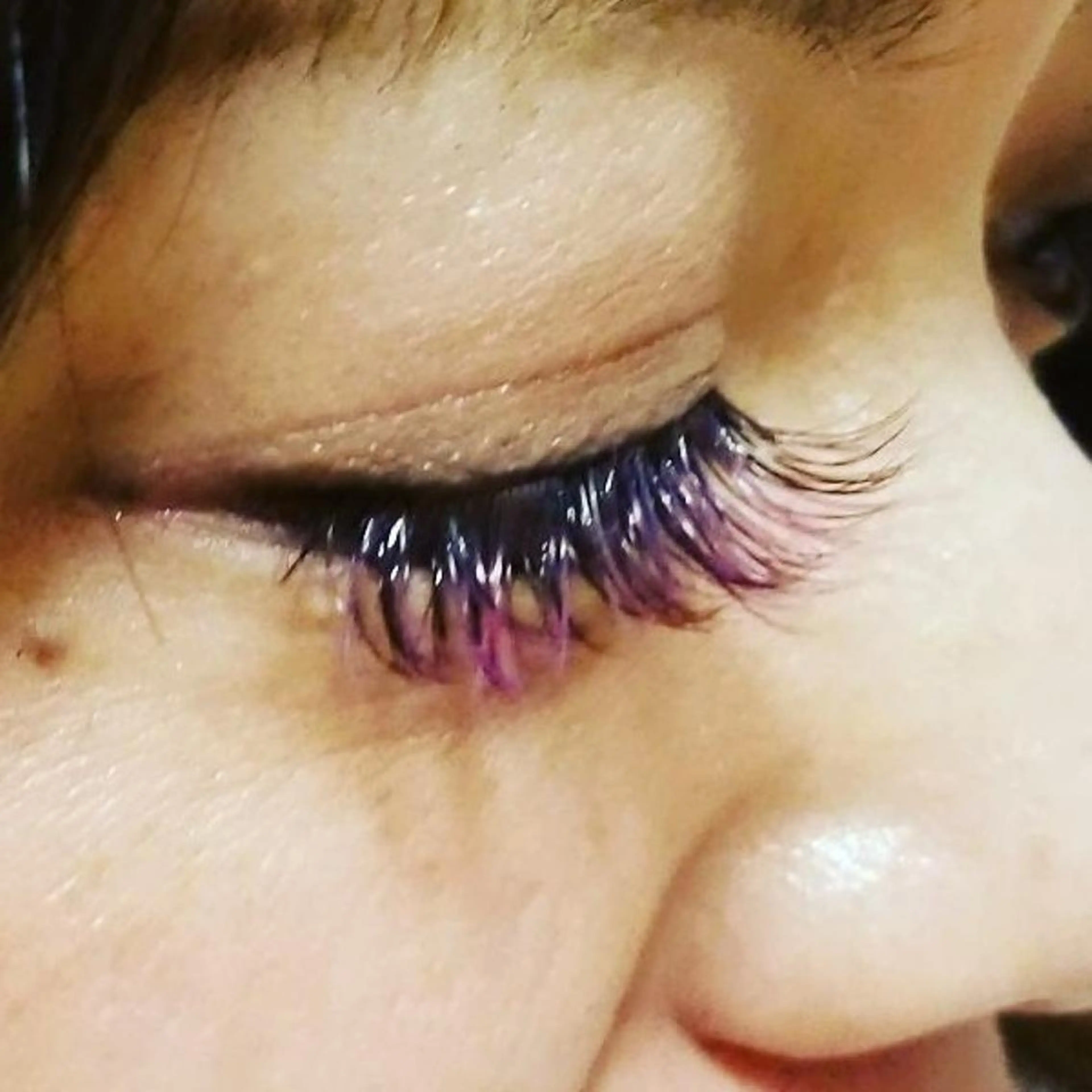 マツエク・マツパ カラーマツエク ボリュームラッシュ kireinamama所属・kireina mamaのマツエク・マツパデザイン