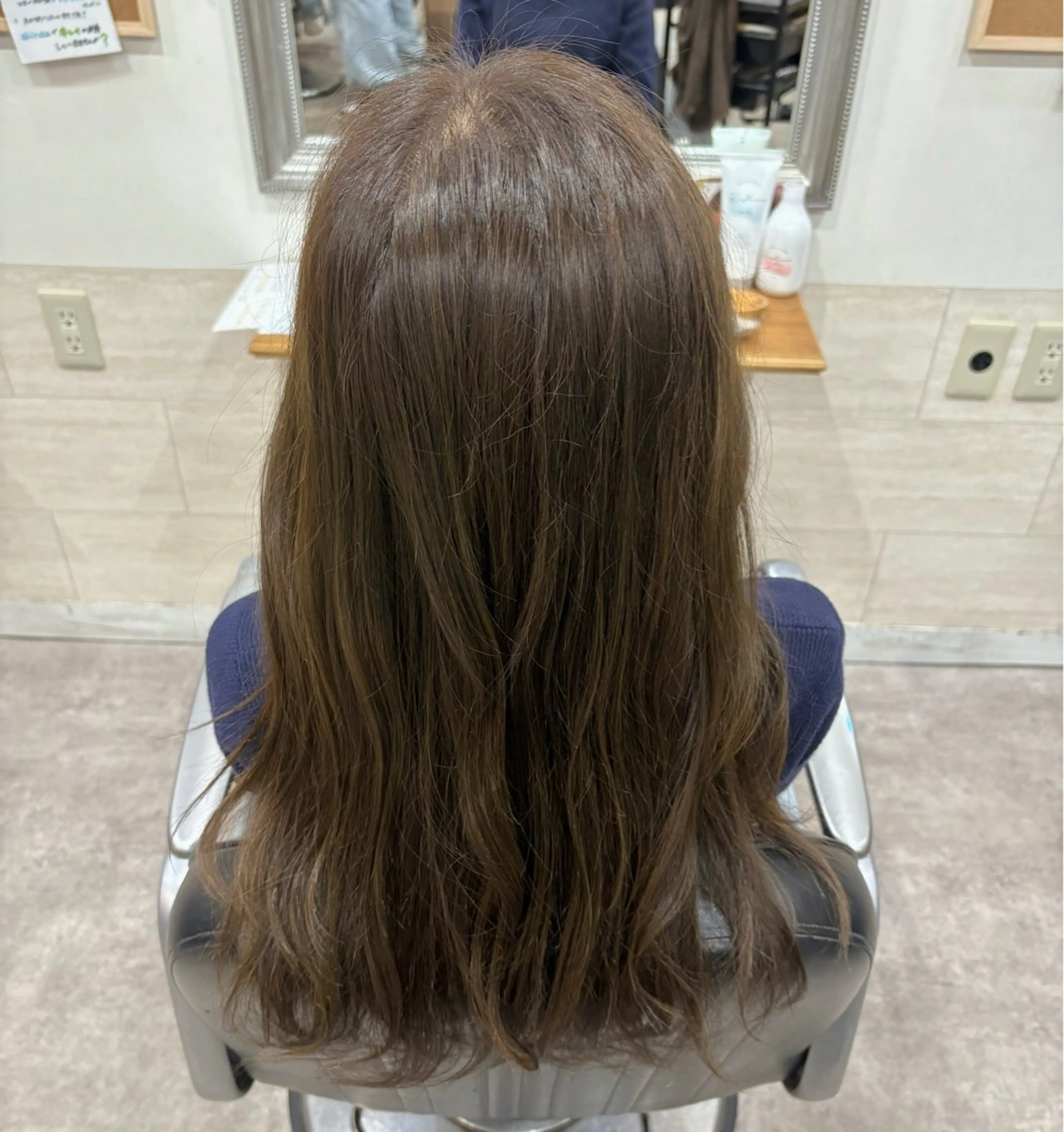 ロング カラー ヘアカラー 堀川 希歩のヘアスタイル