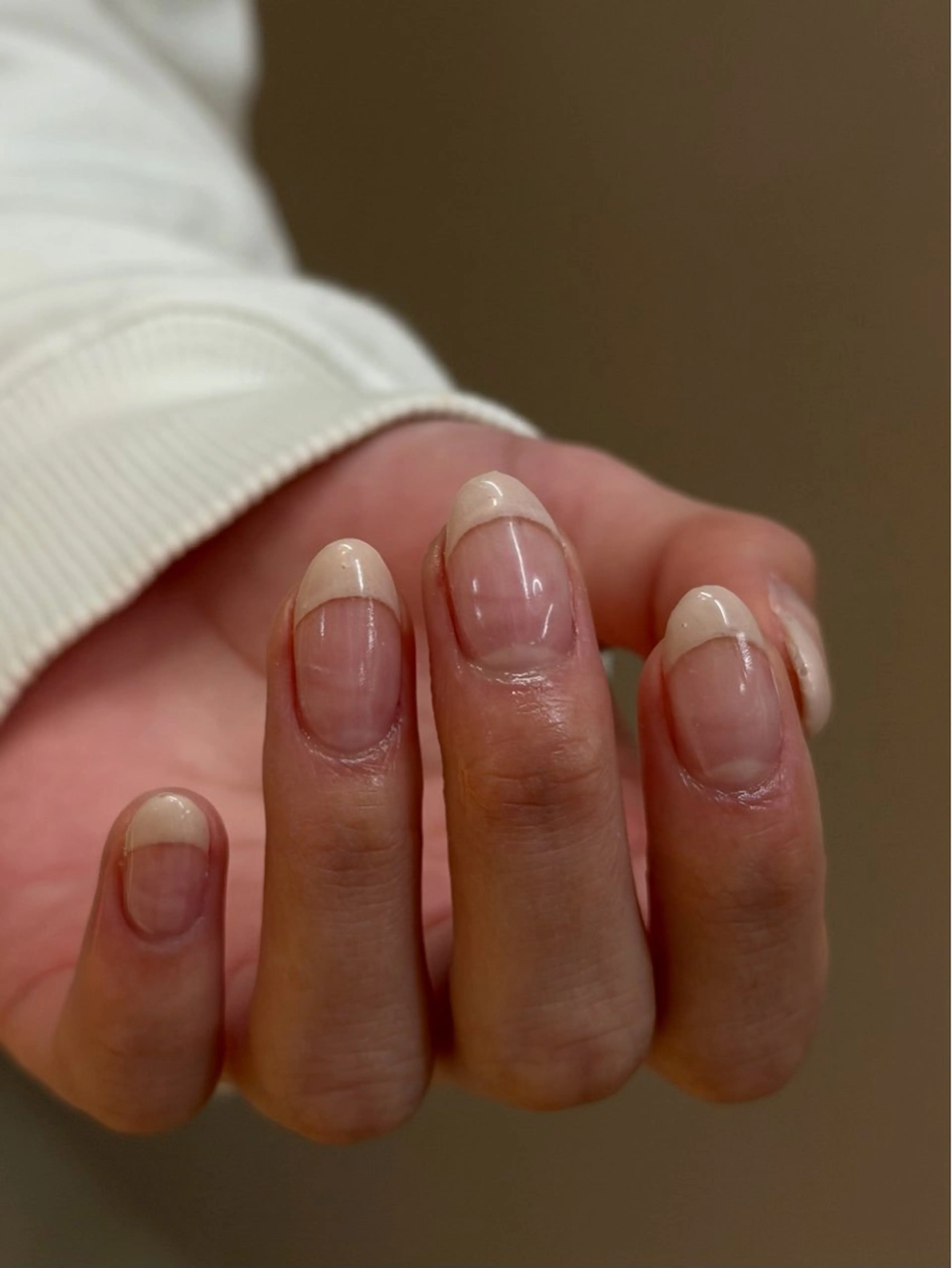 ネイル フレンチネイル TRIOS △nail aiのネイルデザイン