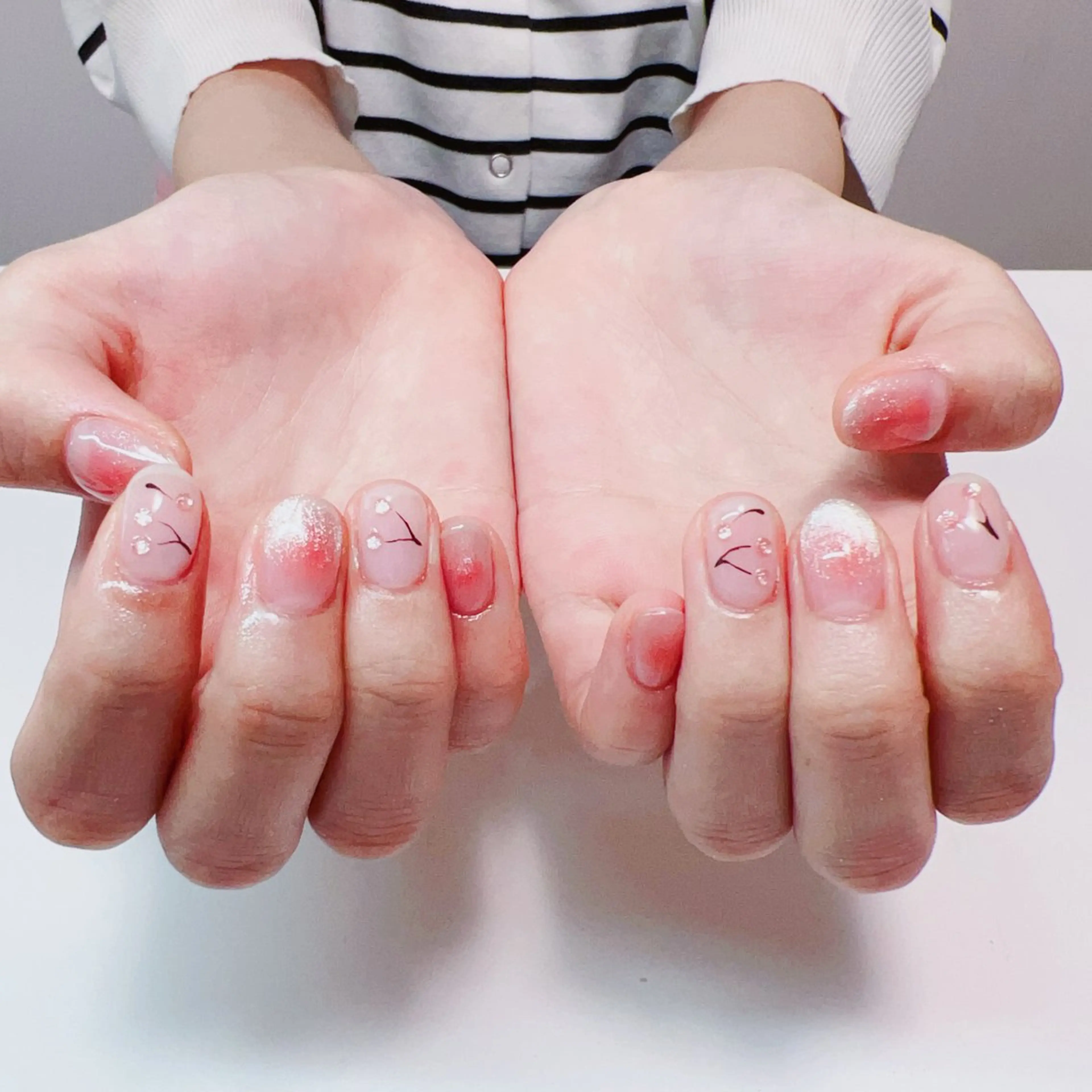 ネイル ハンドネイル YUYI.nail salonのネイルデザイン