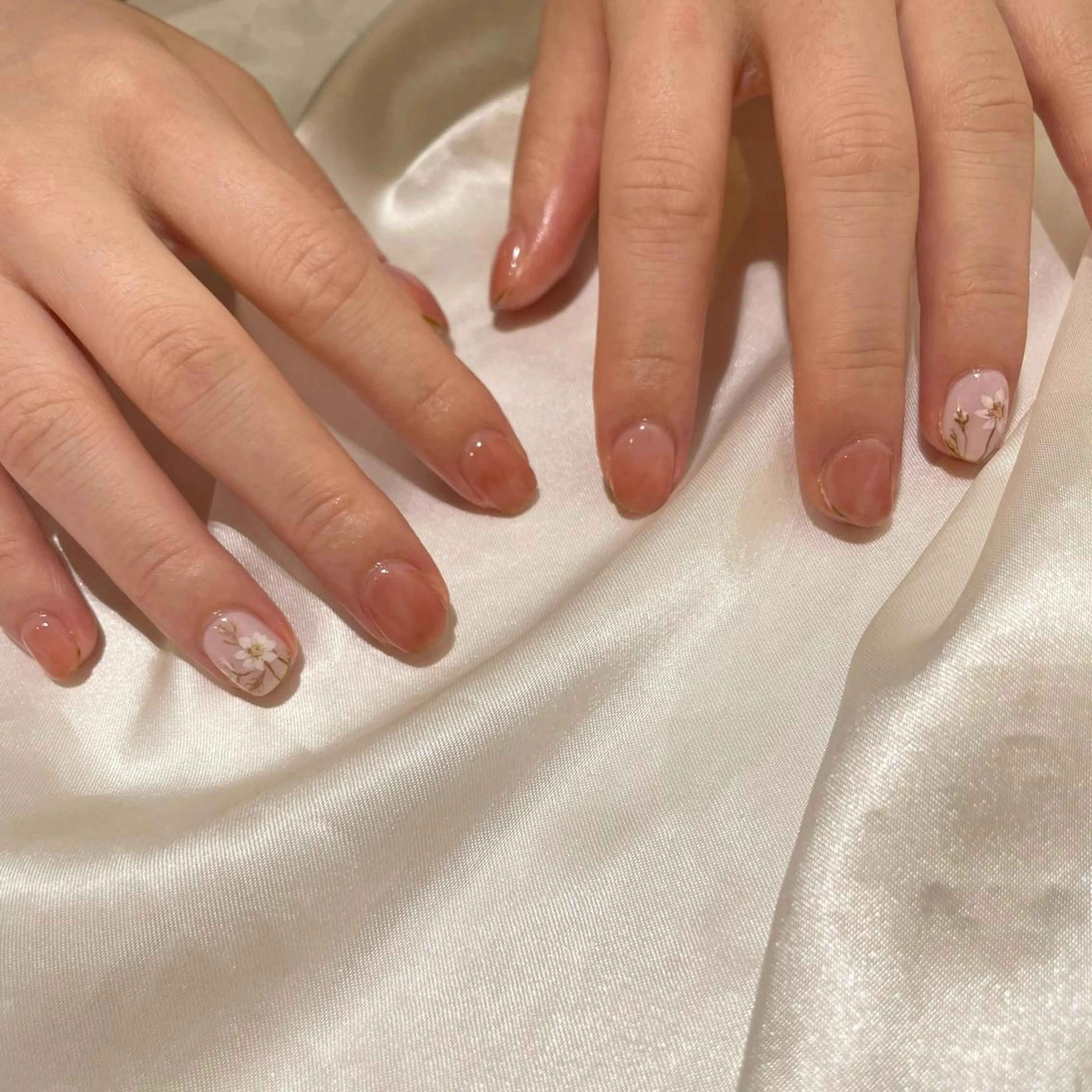 ネイル classic 新横浜所属・山田 暉のネイルデザイン