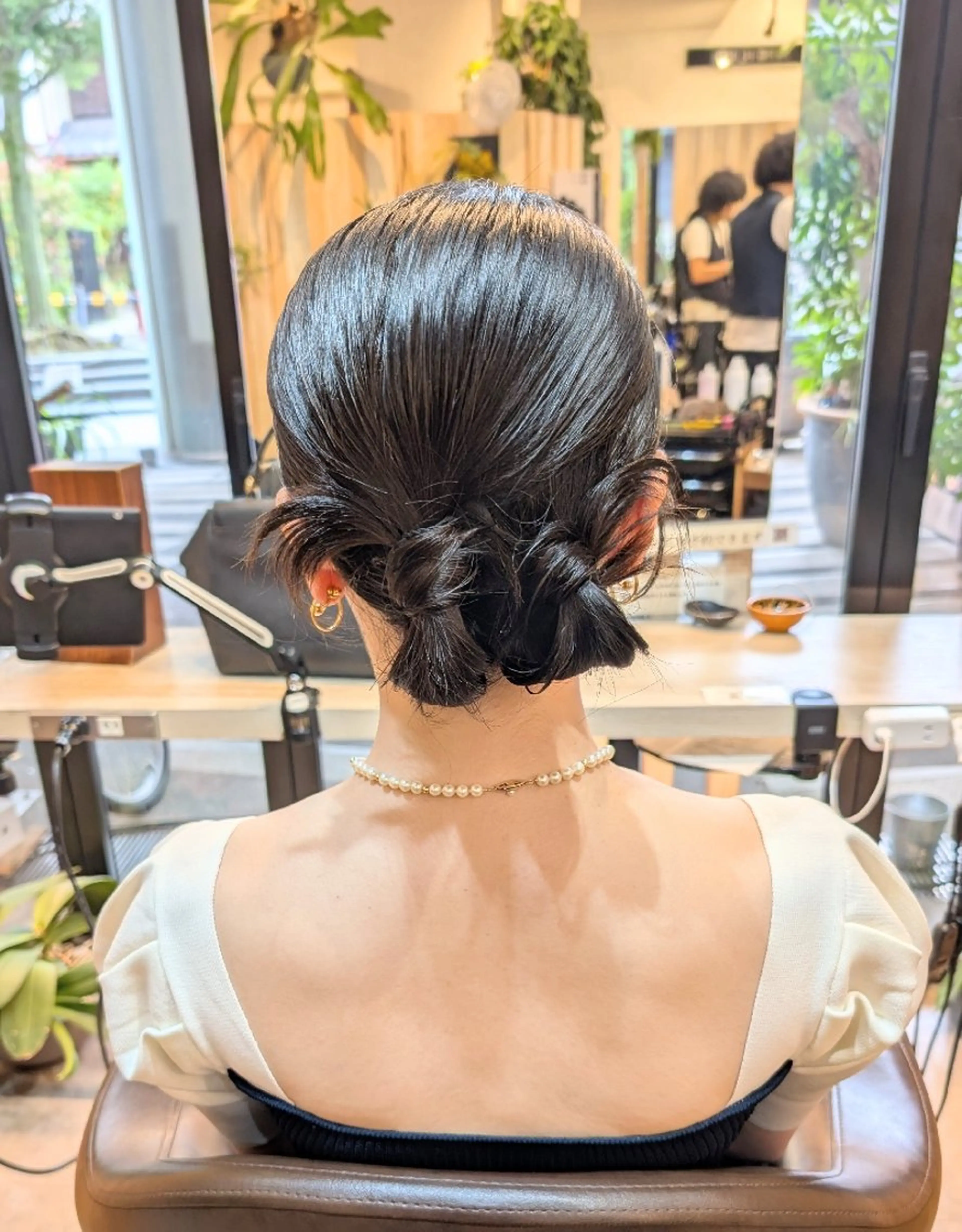 ミディアム ヘアアレンジ お団子ヘア ヘアセット koto💭 コトのヘアスタイル