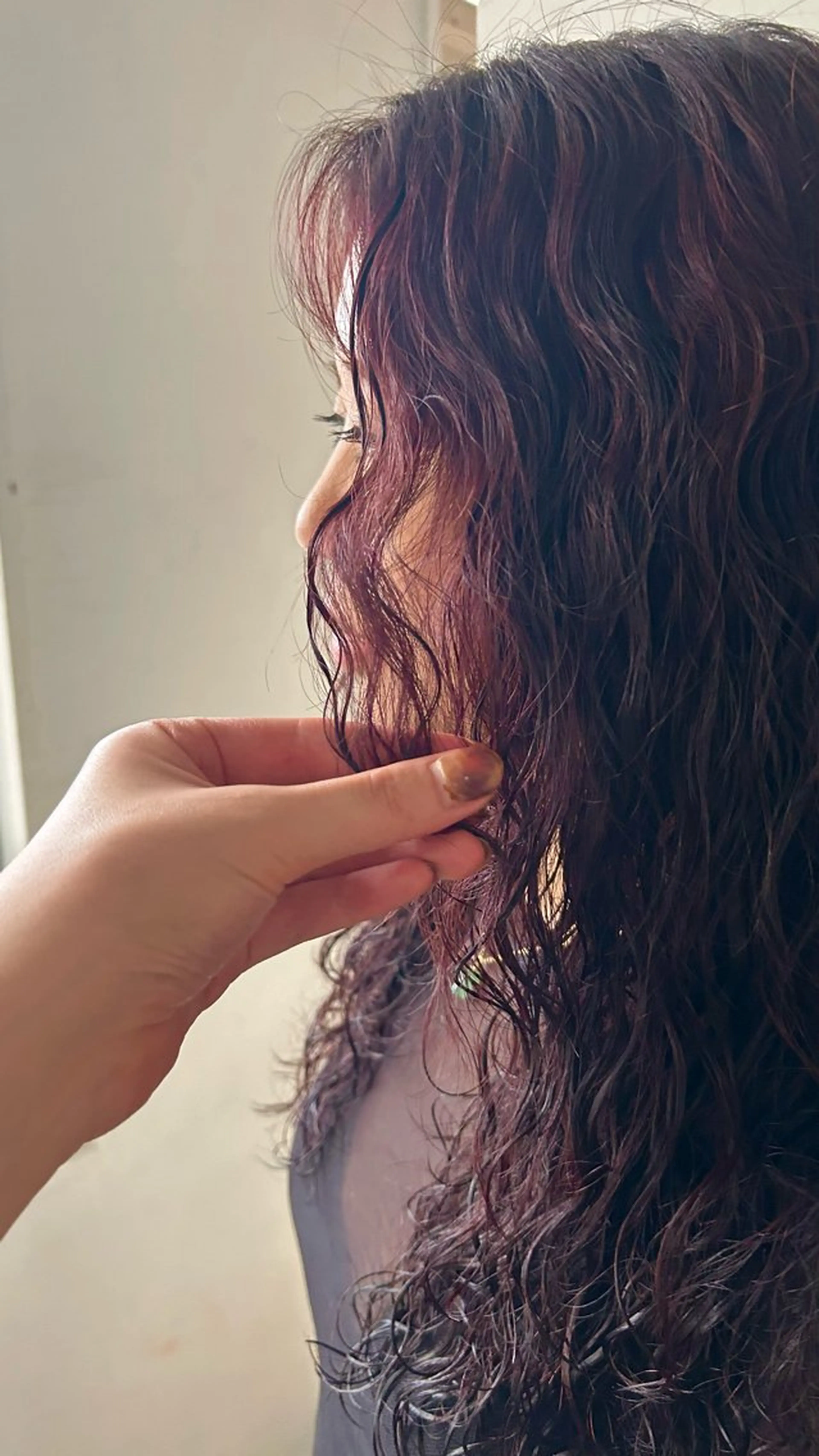 カラー レッドカラー 谷口 萌瑛のヘアスタイル