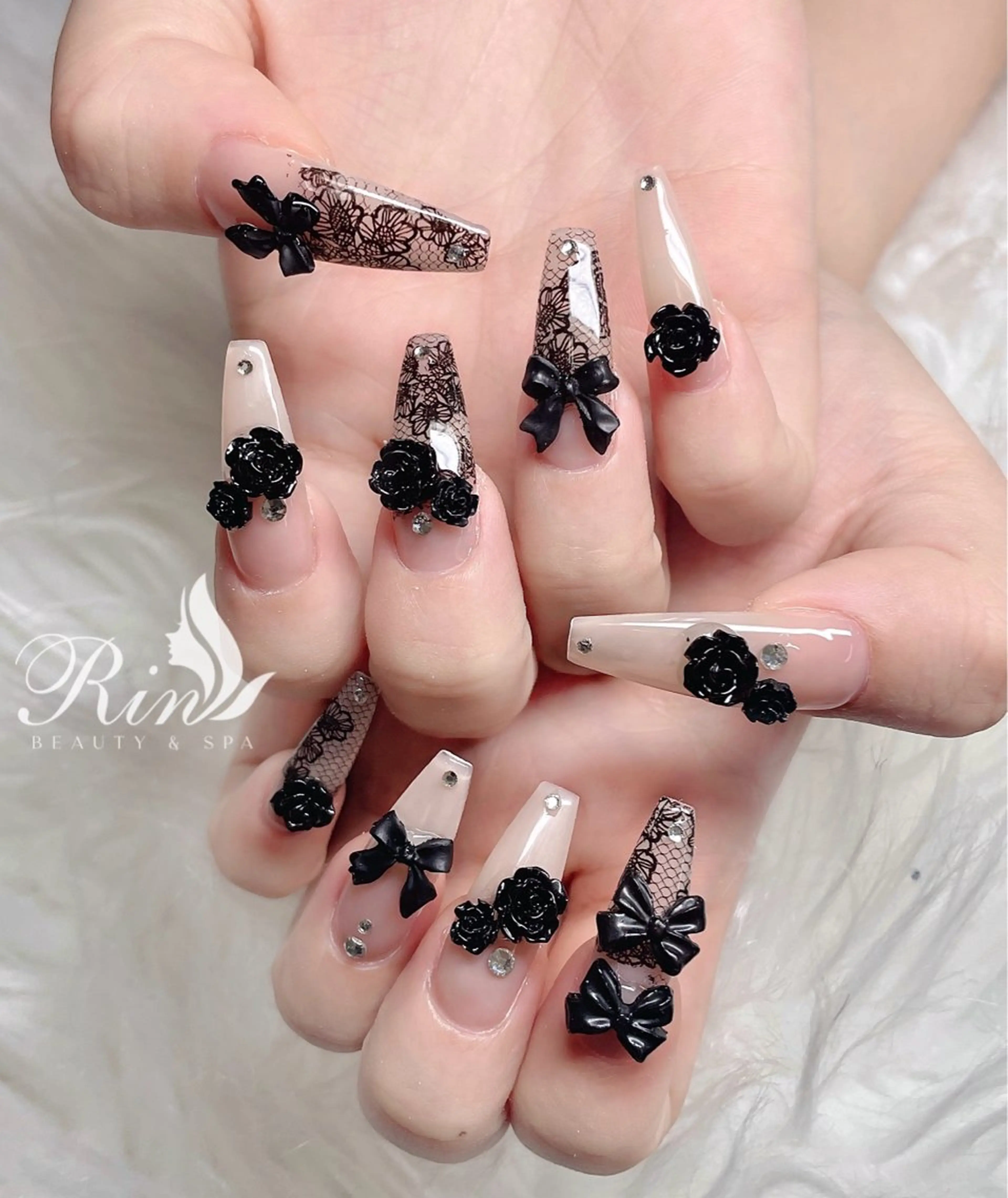 ネイル アートネイル フレンチネイル ジェルネイル 韓国ネイル ミラーネイル Rin Nail 新大久保店のネイルデザイン