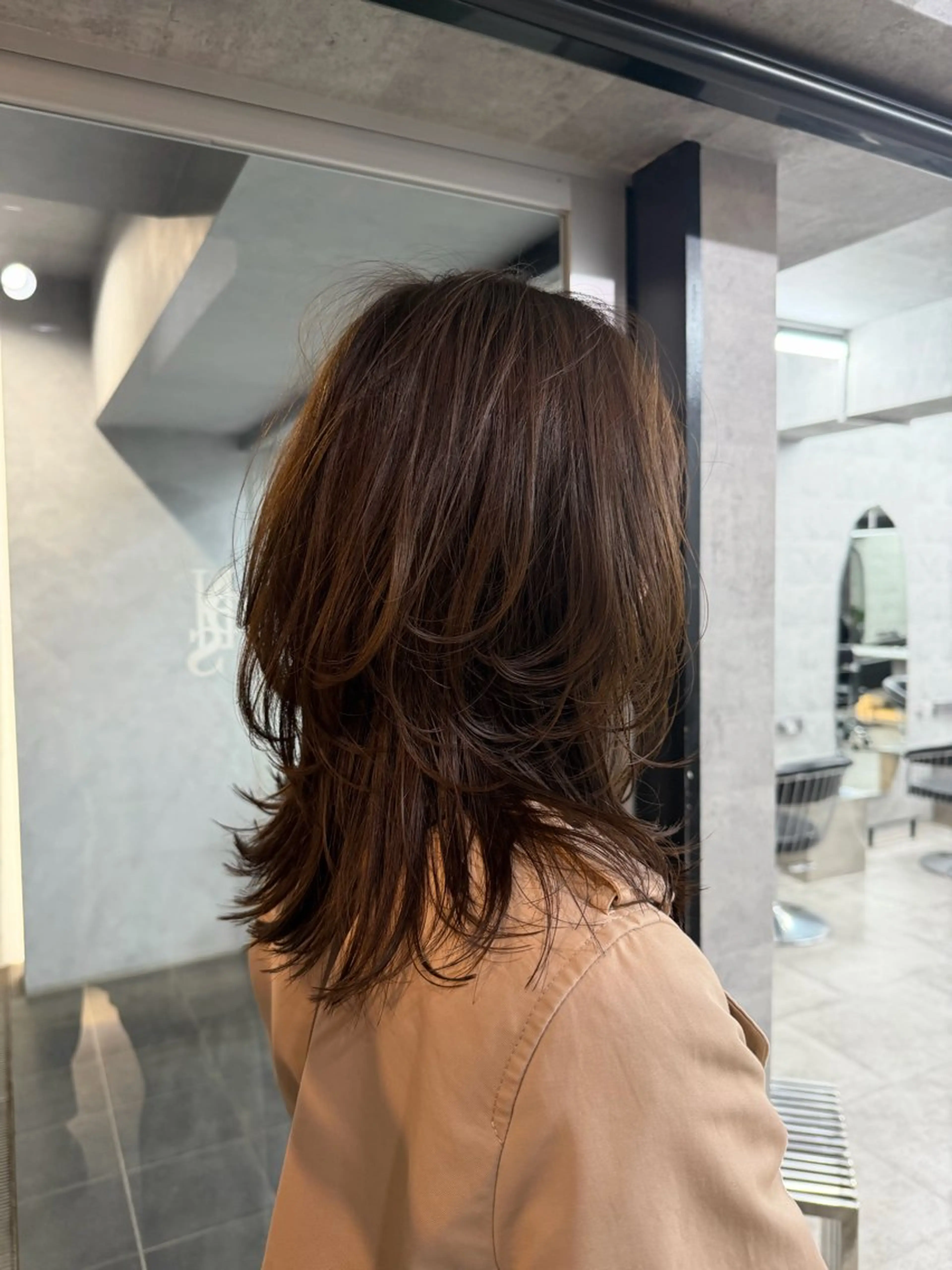 ミディアム カラー カット ヘアカラー You/中明度カラー 🎨3ヶ月持つカットのヘアスタイル