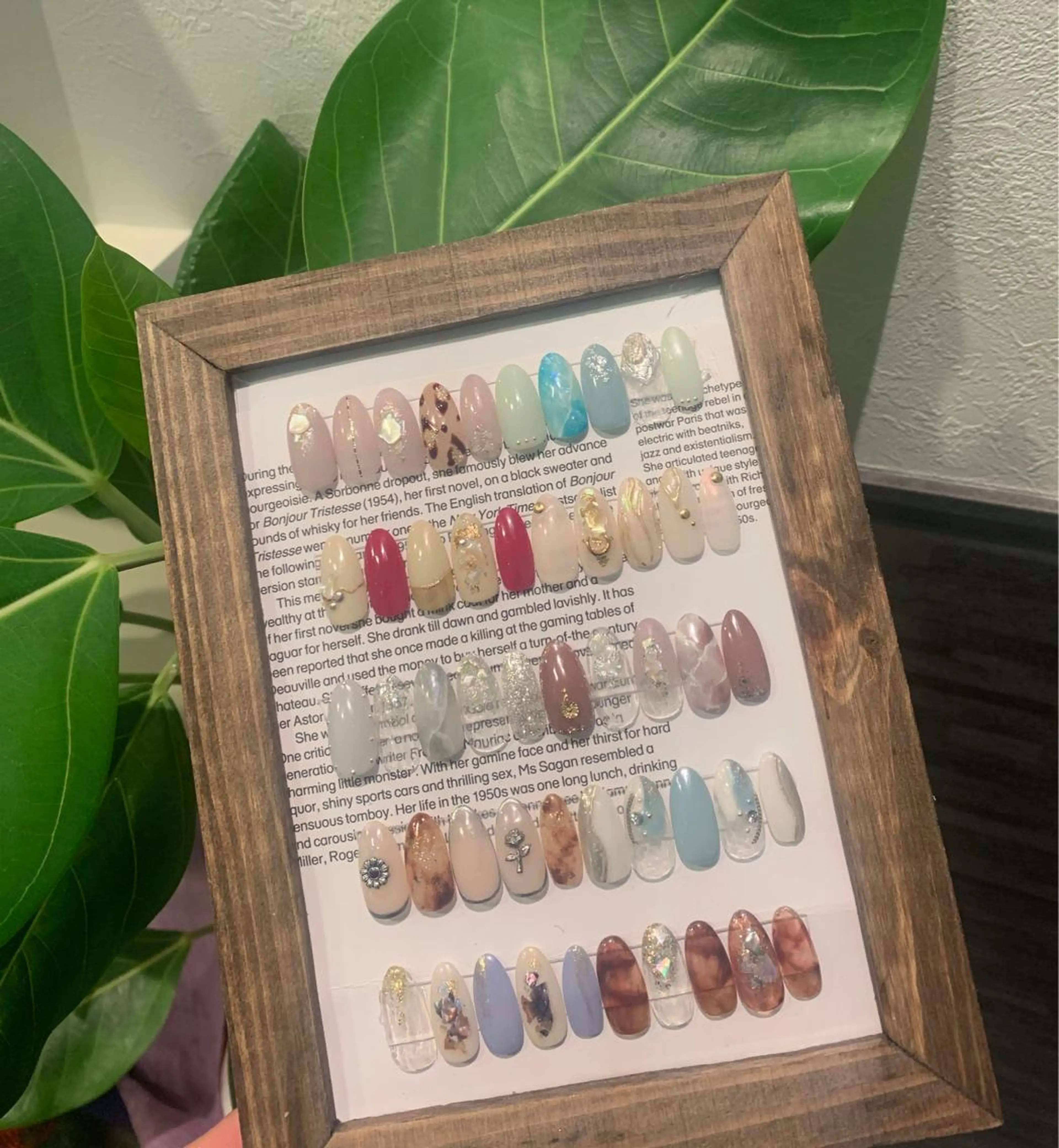 ネイル ニュアンスネイル *･*MIMnail *･゜ﾟ･*:･*のネイルデザイン