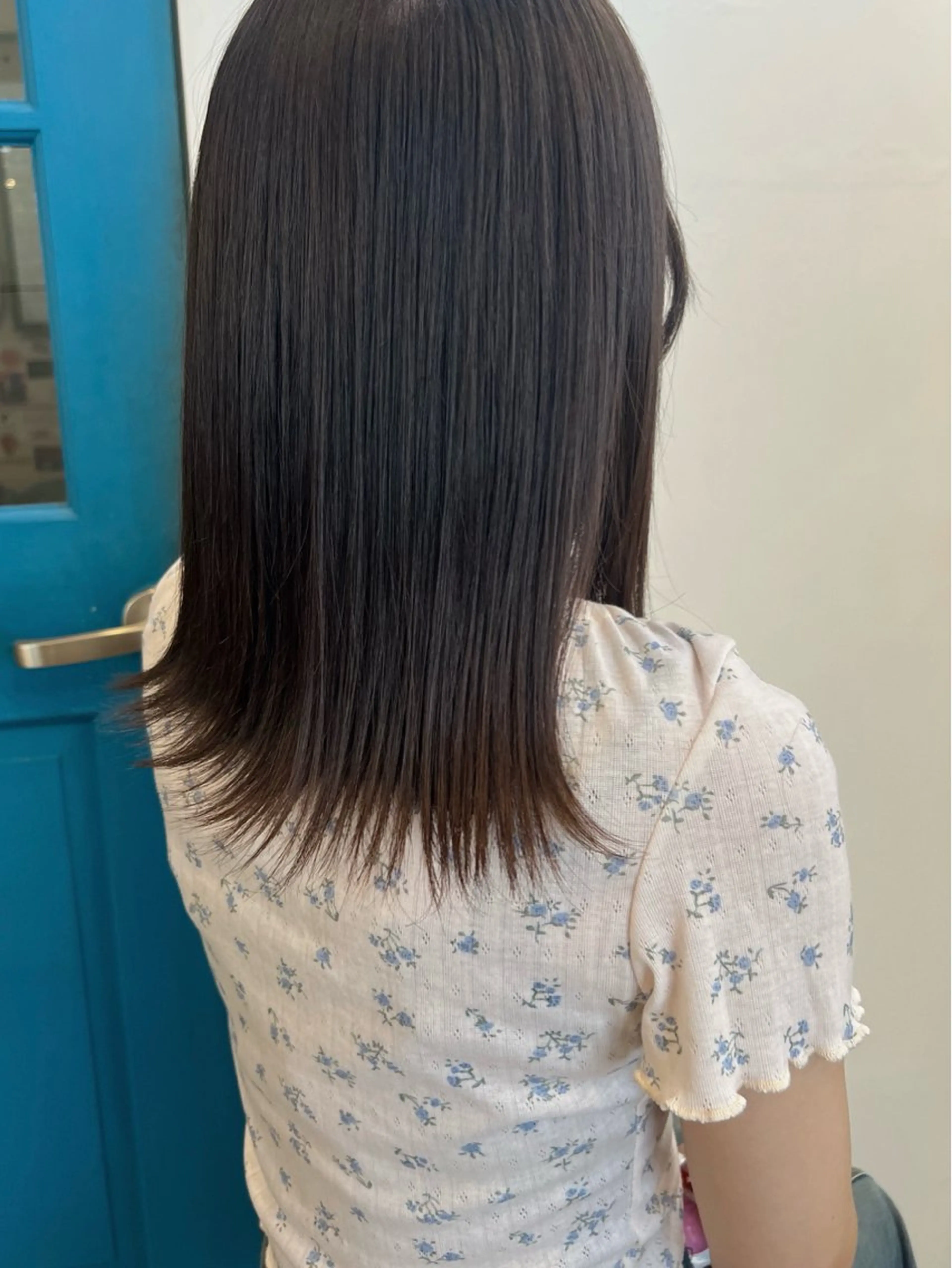 ミディアム ボブ 顔周りカット ハイライト 縮毛矯正 縮毛矯正 トリートメント KANA/ボブ/ インナーカラー/艶髪のヘアスタイル