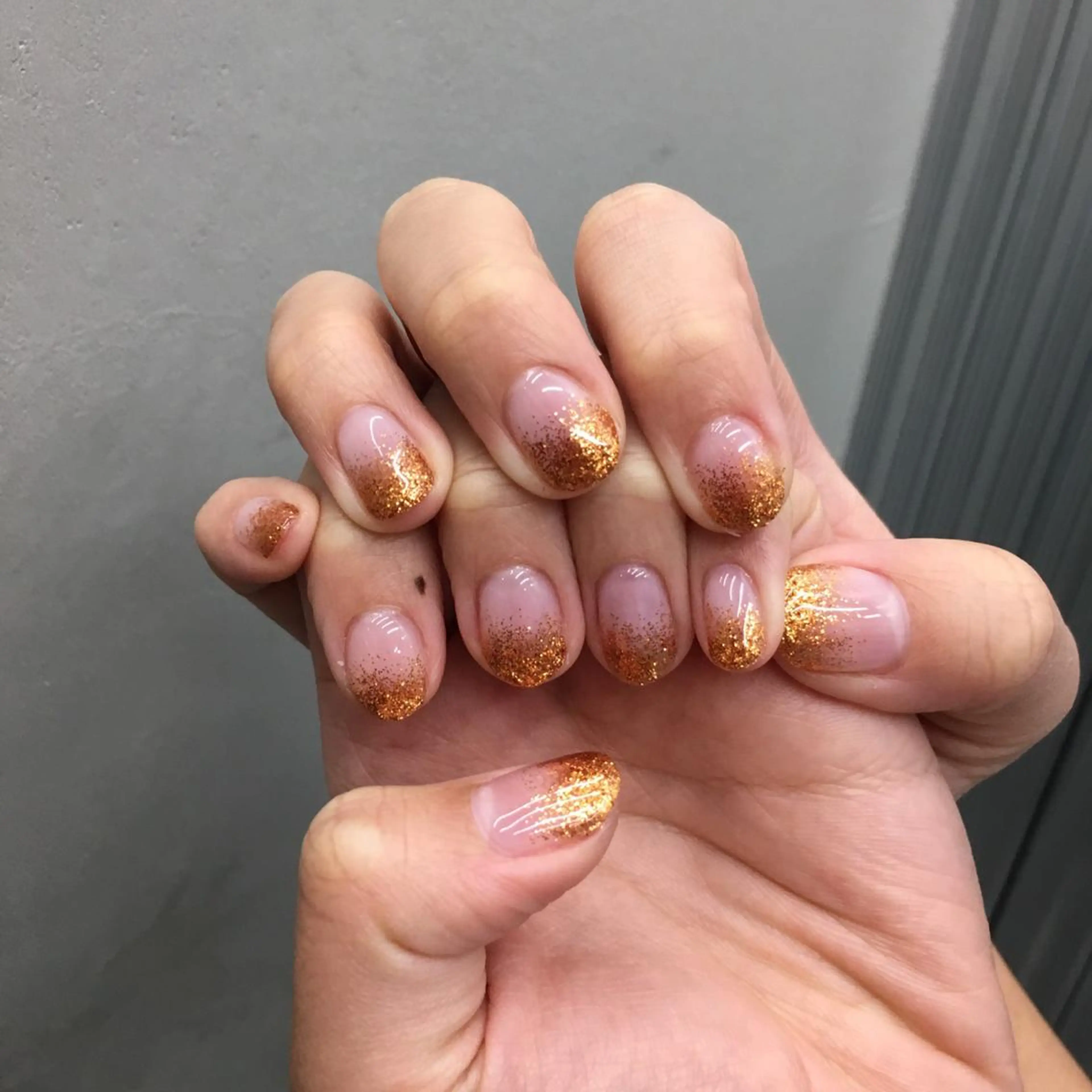 ネイル SHELL TOKYO所属・鎌田 玲奈のネイルデザイン